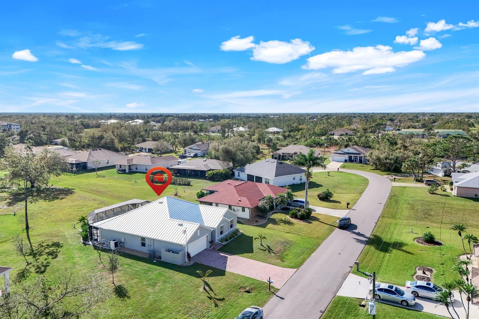 566 CORRIENTES CIR