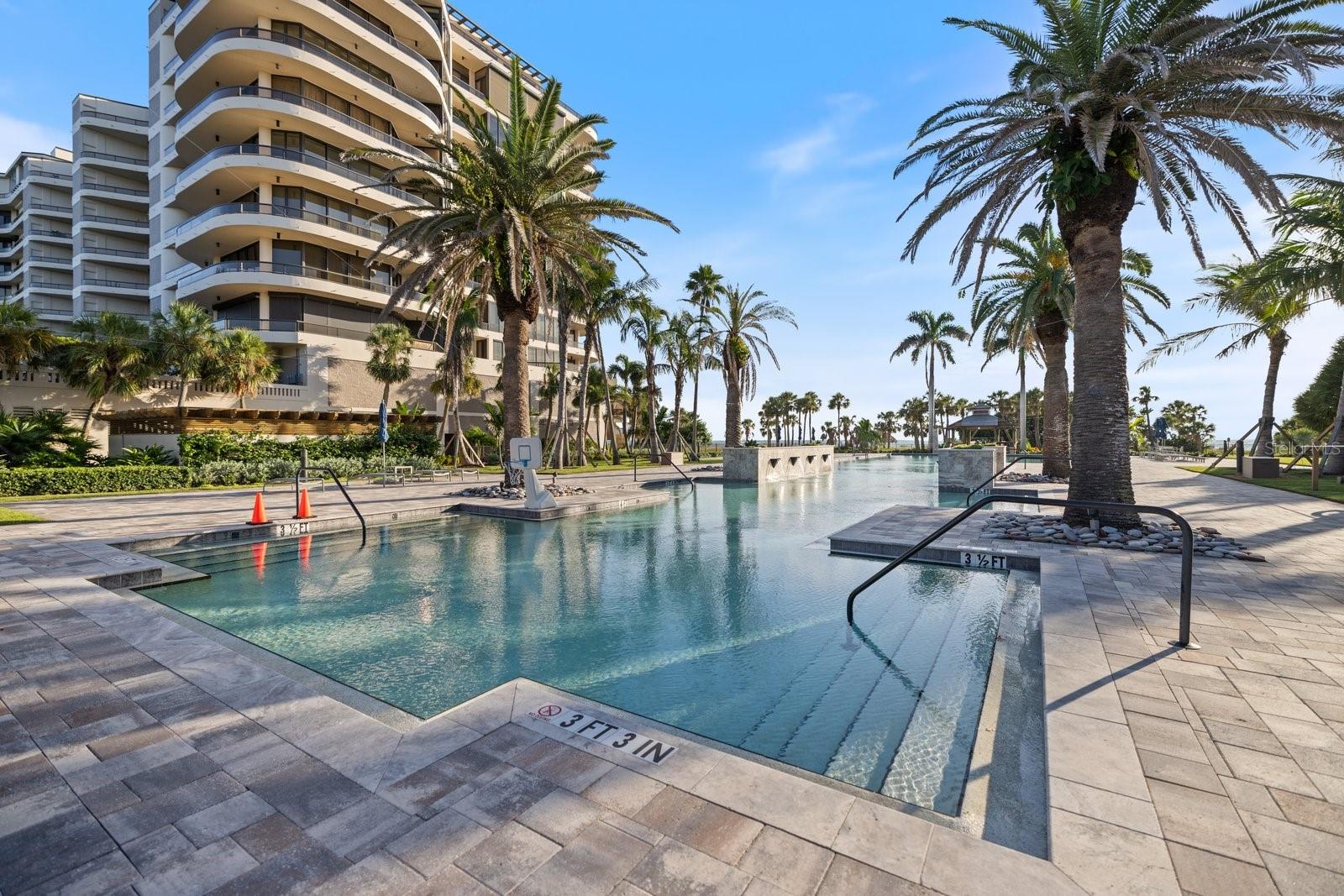 415 L AMBIANCE DR #C403