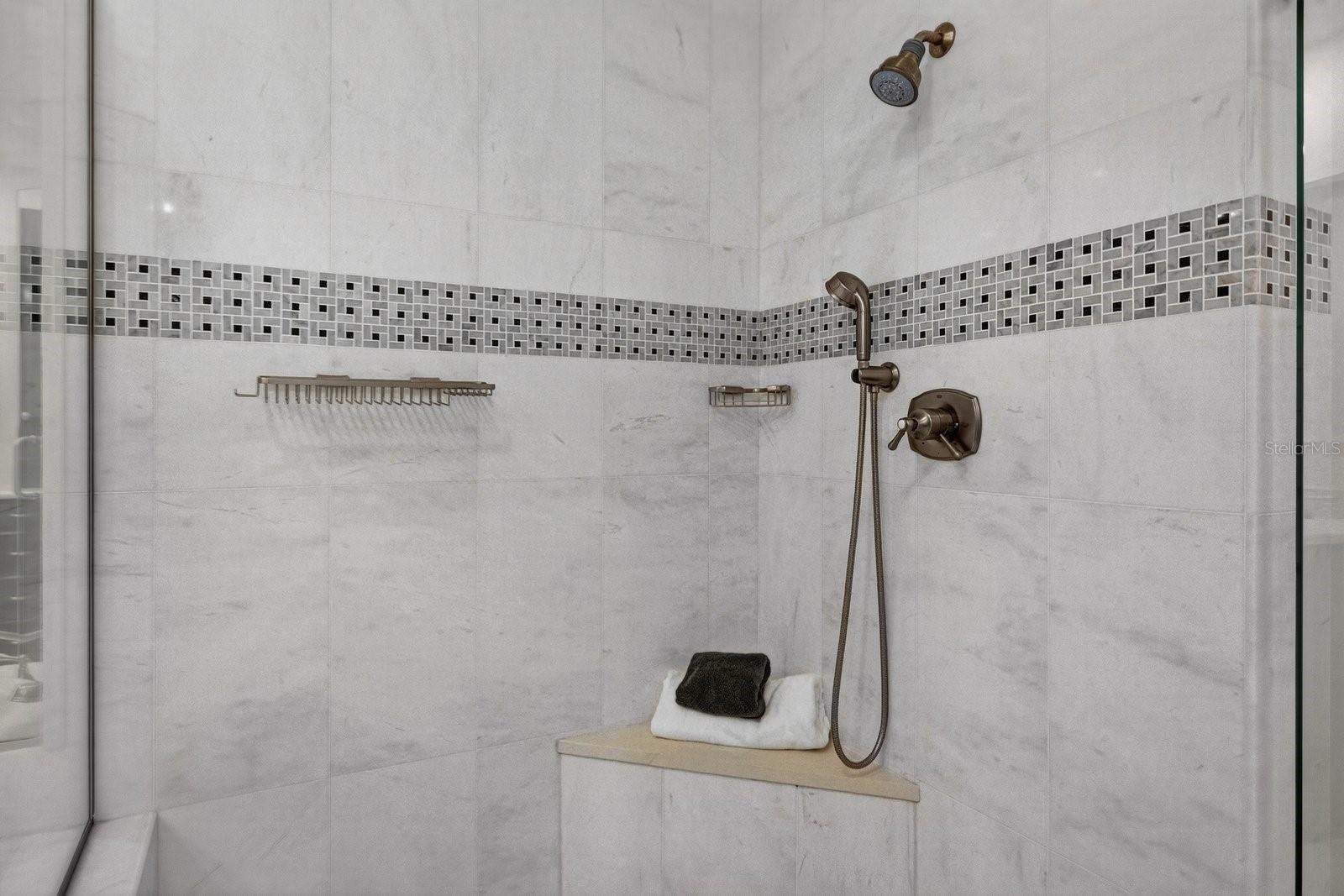 415 L AMBIANCE DR #C403