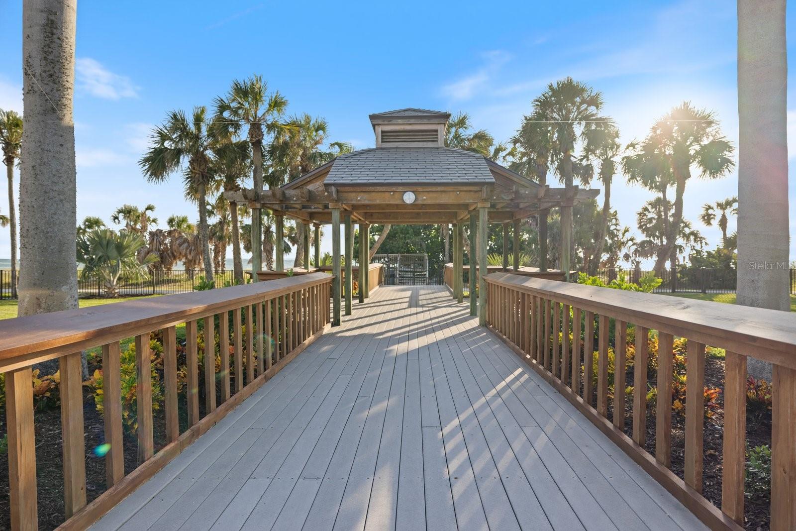 415 L AMBIANCE DR #C403