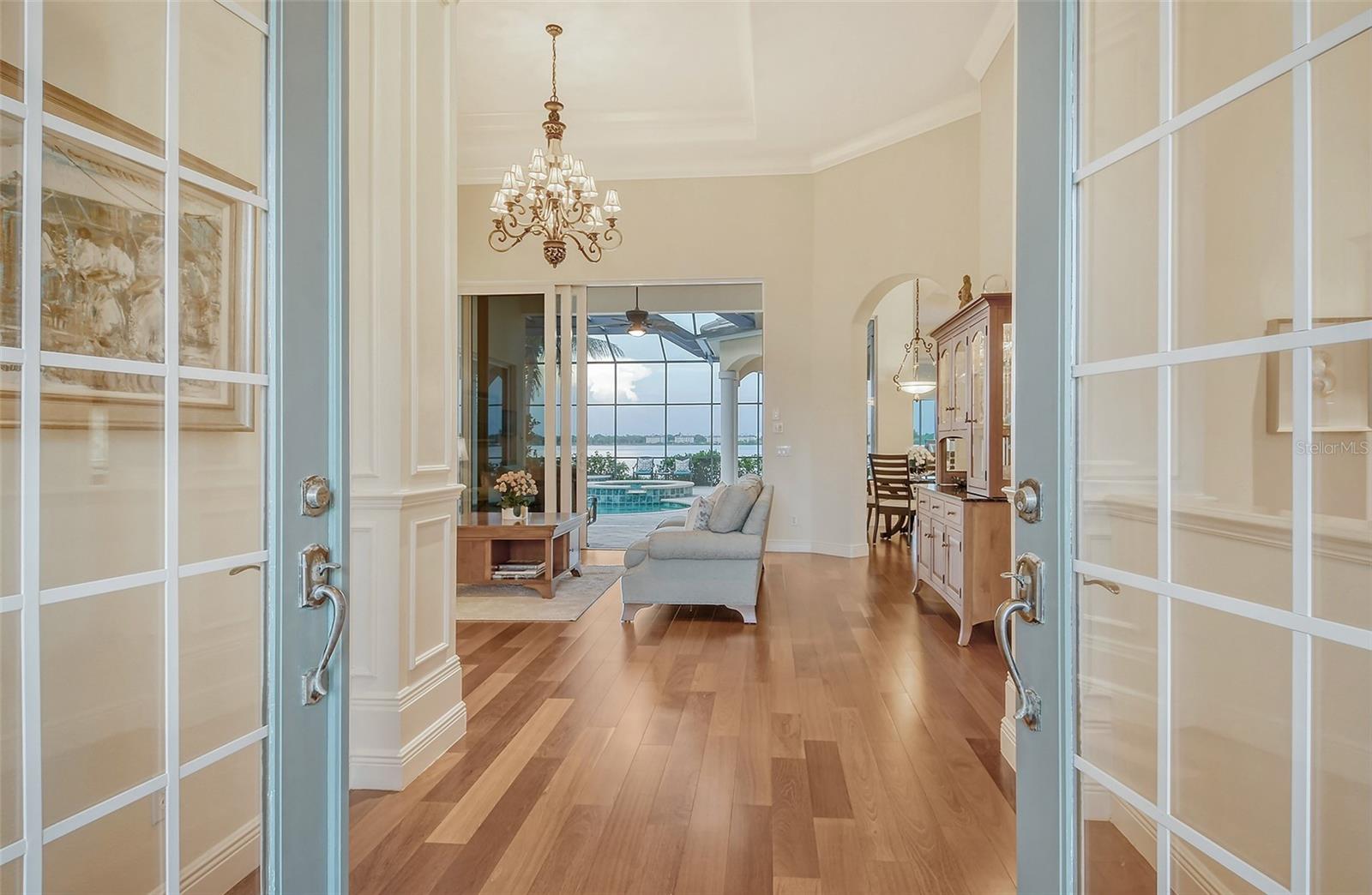 811 RIVIERA DUNES WAY