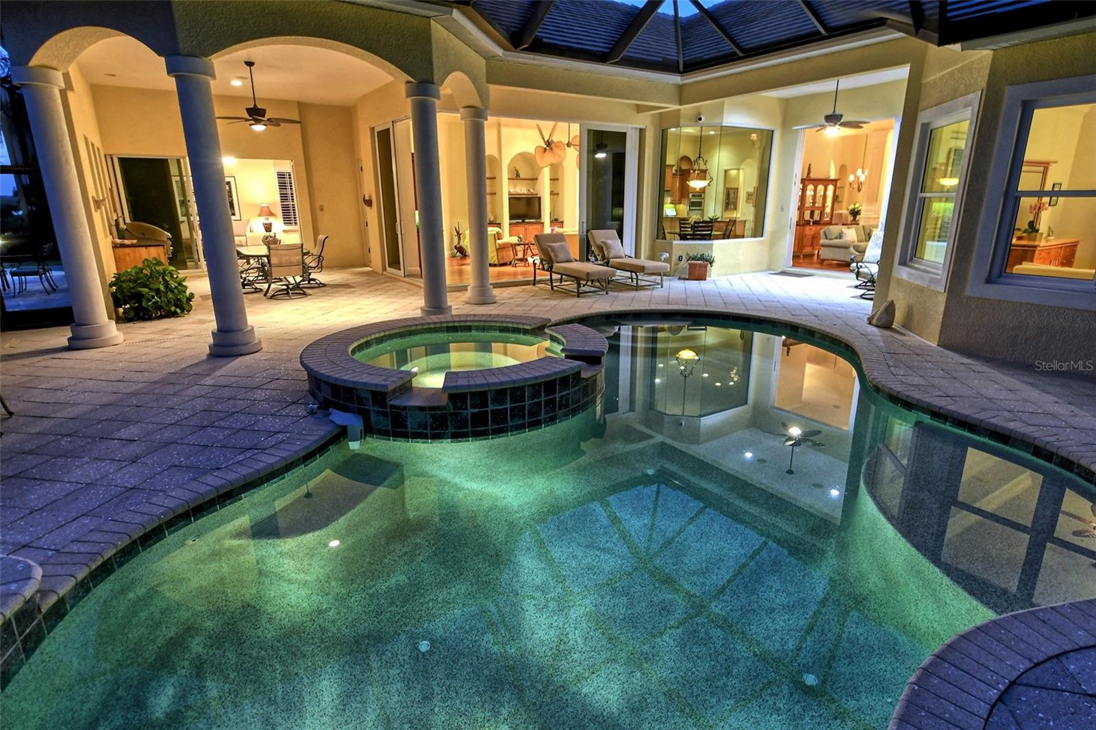 811 RIVIERA DUNES WAY