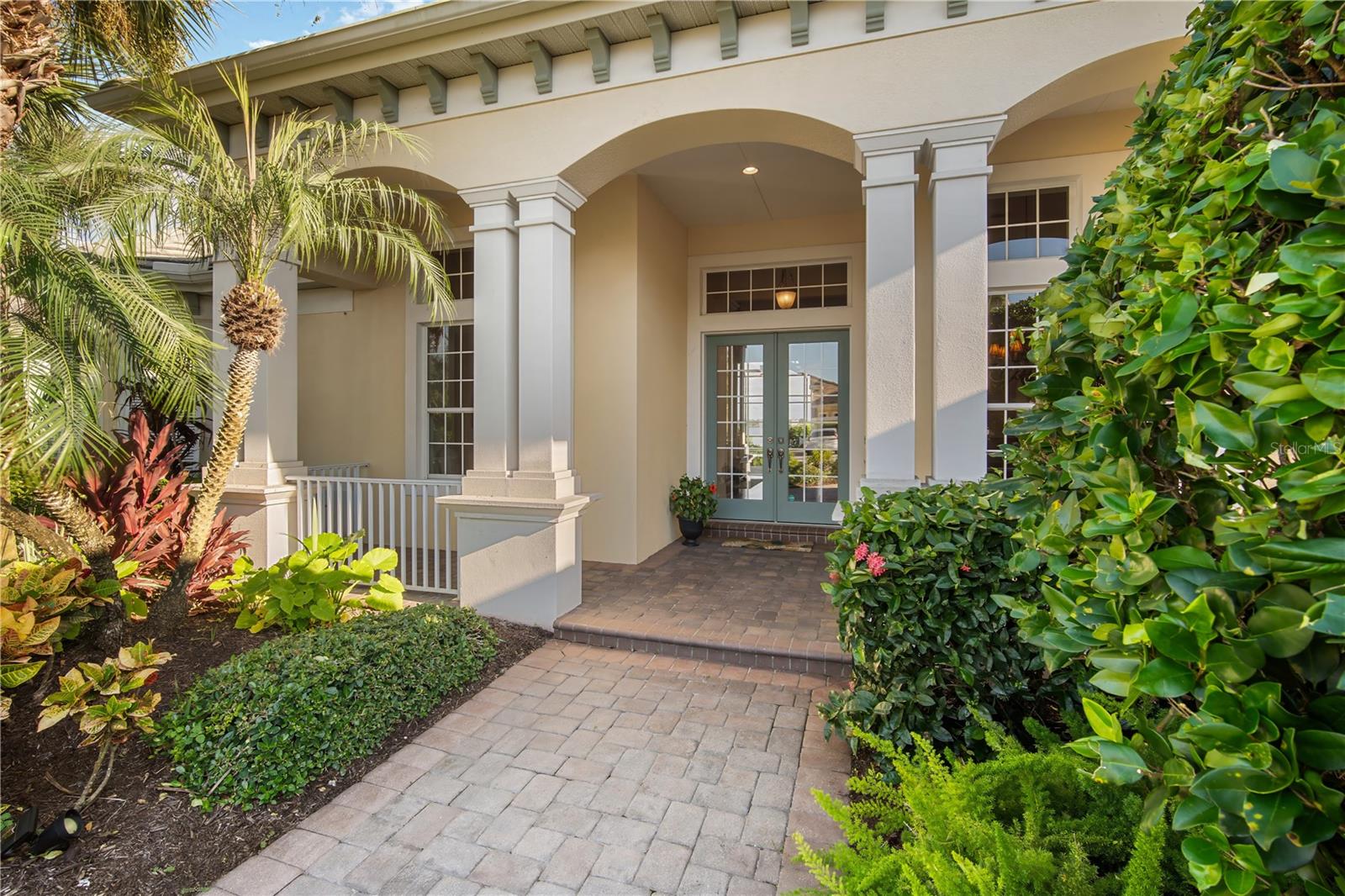 811 RIVIERA DUNES WAY