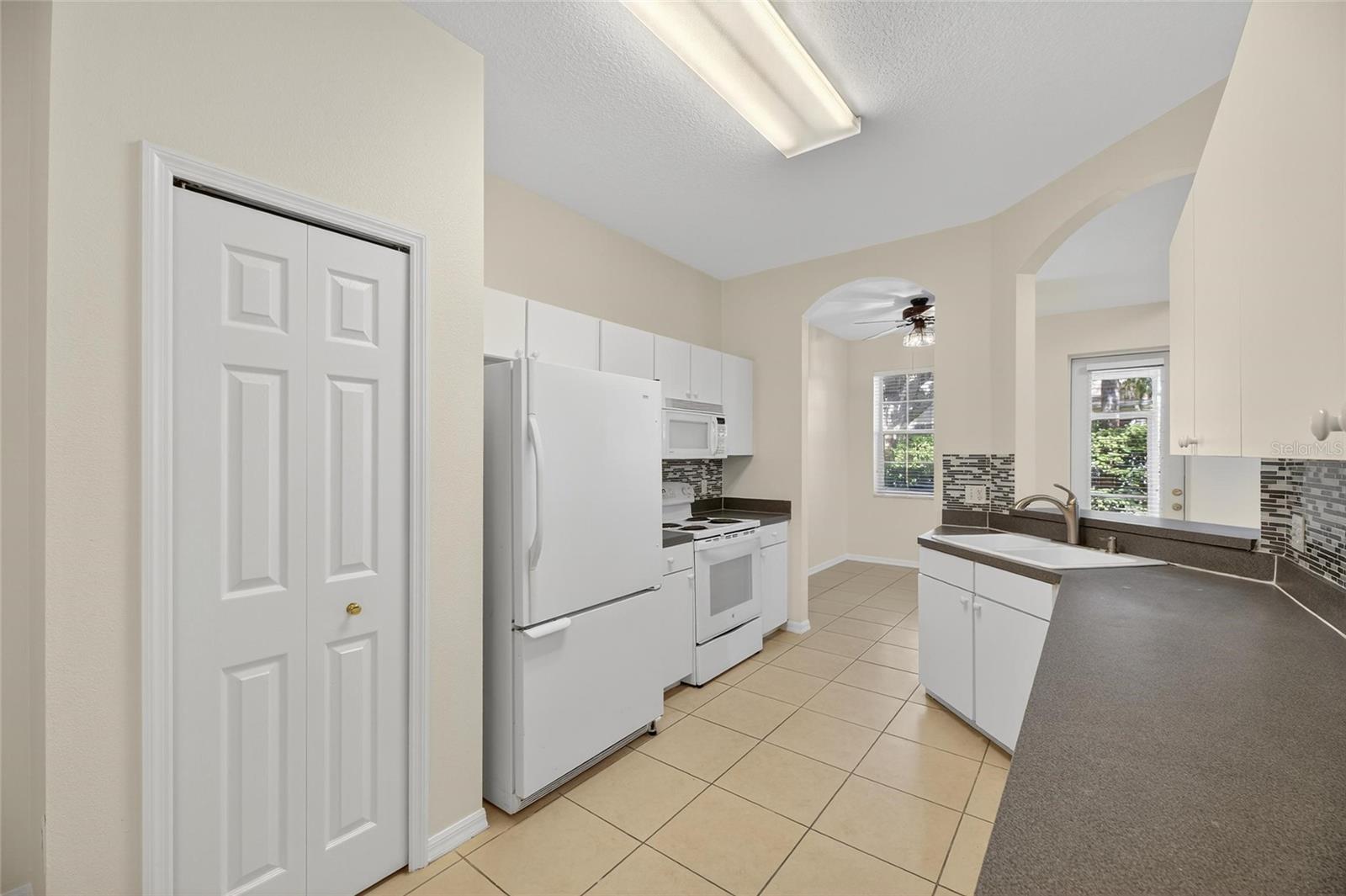 6418 ROSEFINCH CT #103