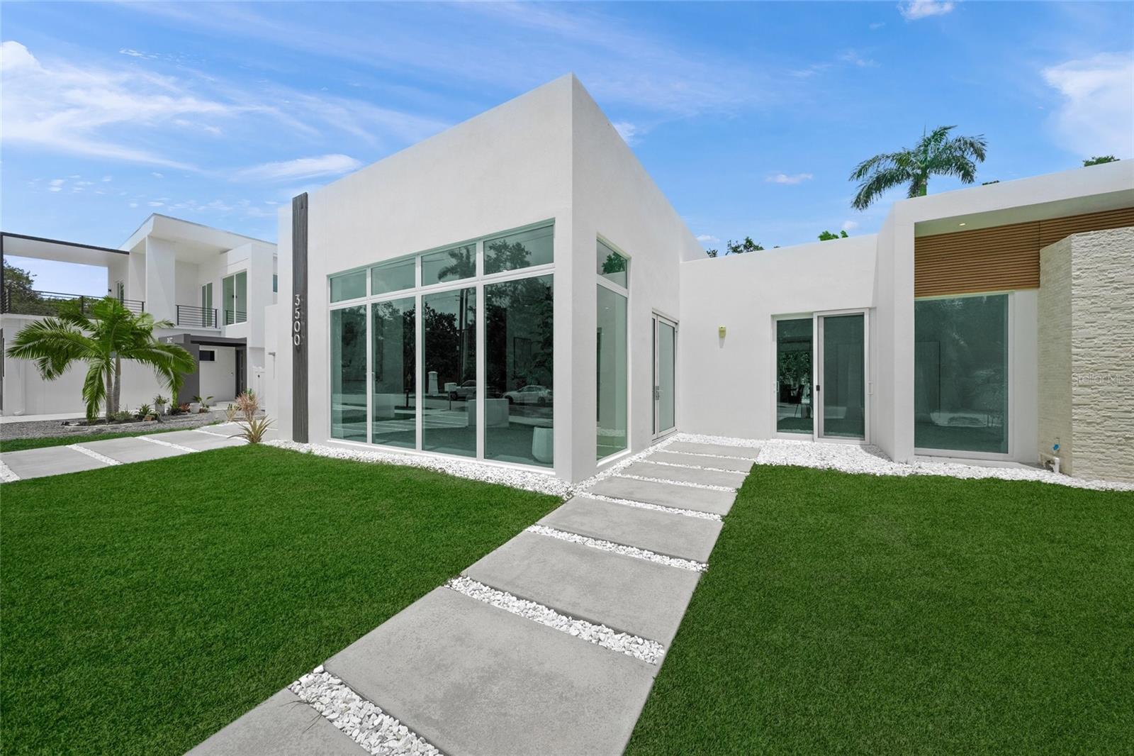 3500 BAY SHORE RD