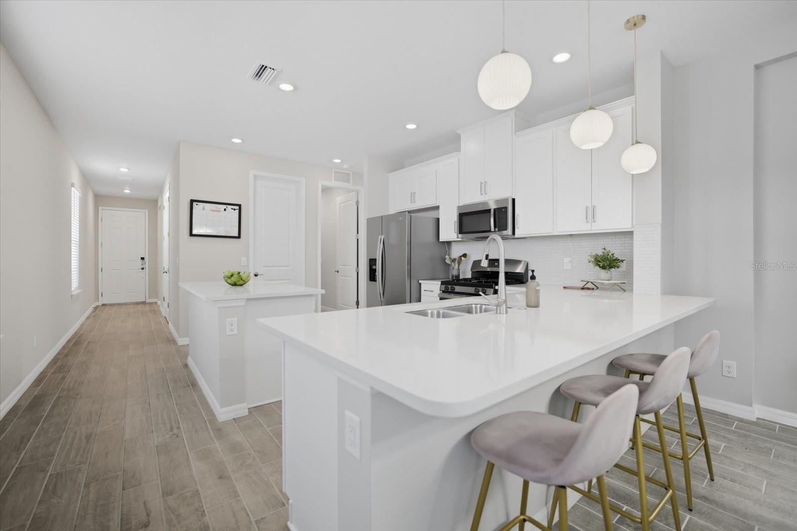 6258 GRANDVIEW HILL CT