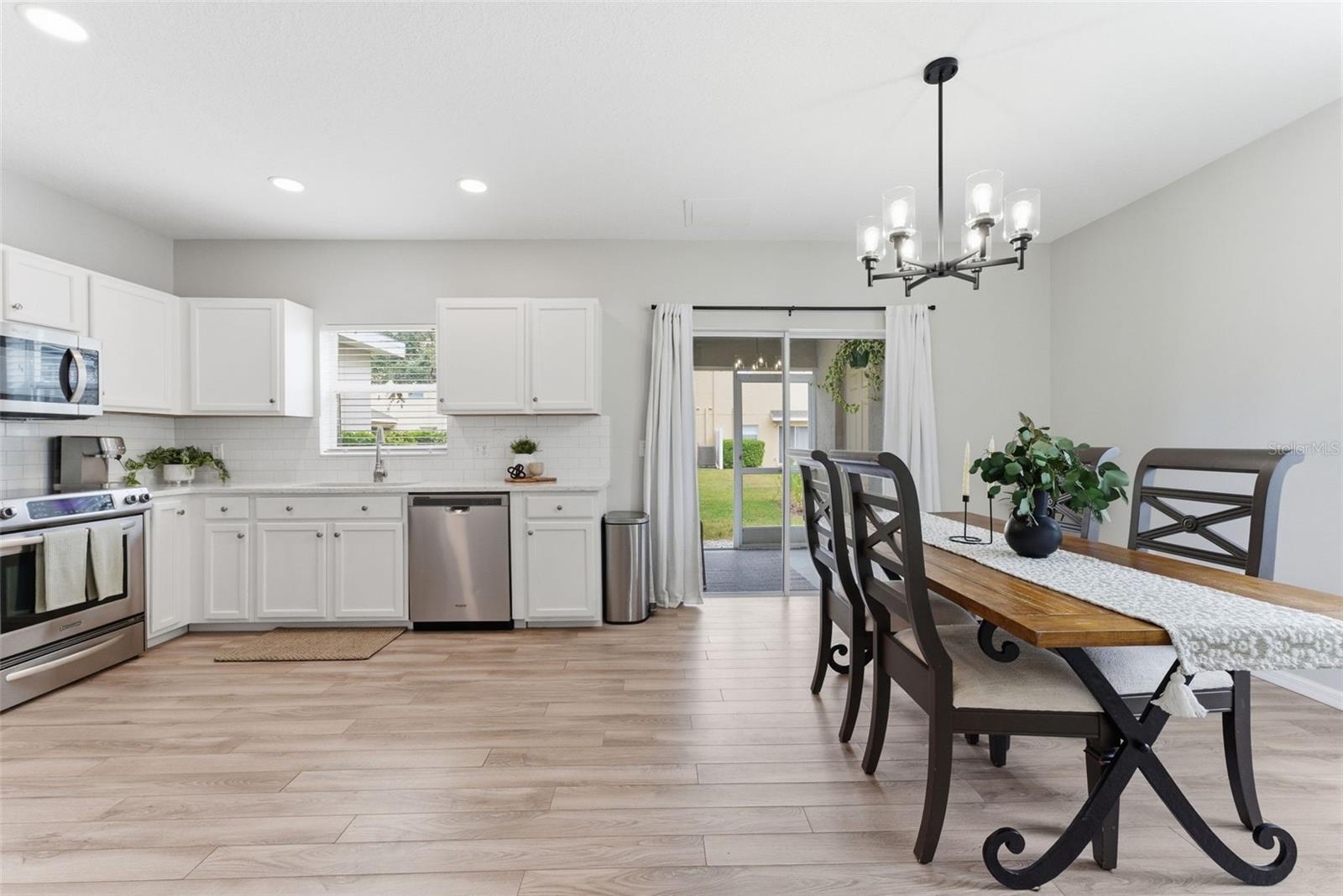 6221 FLAGFISH CT #105