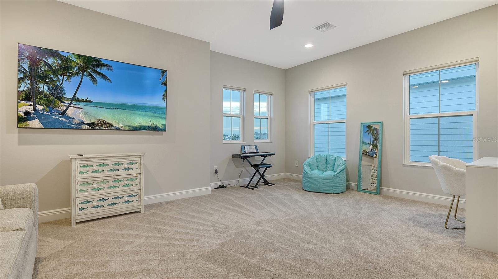 17811 ROOST PL