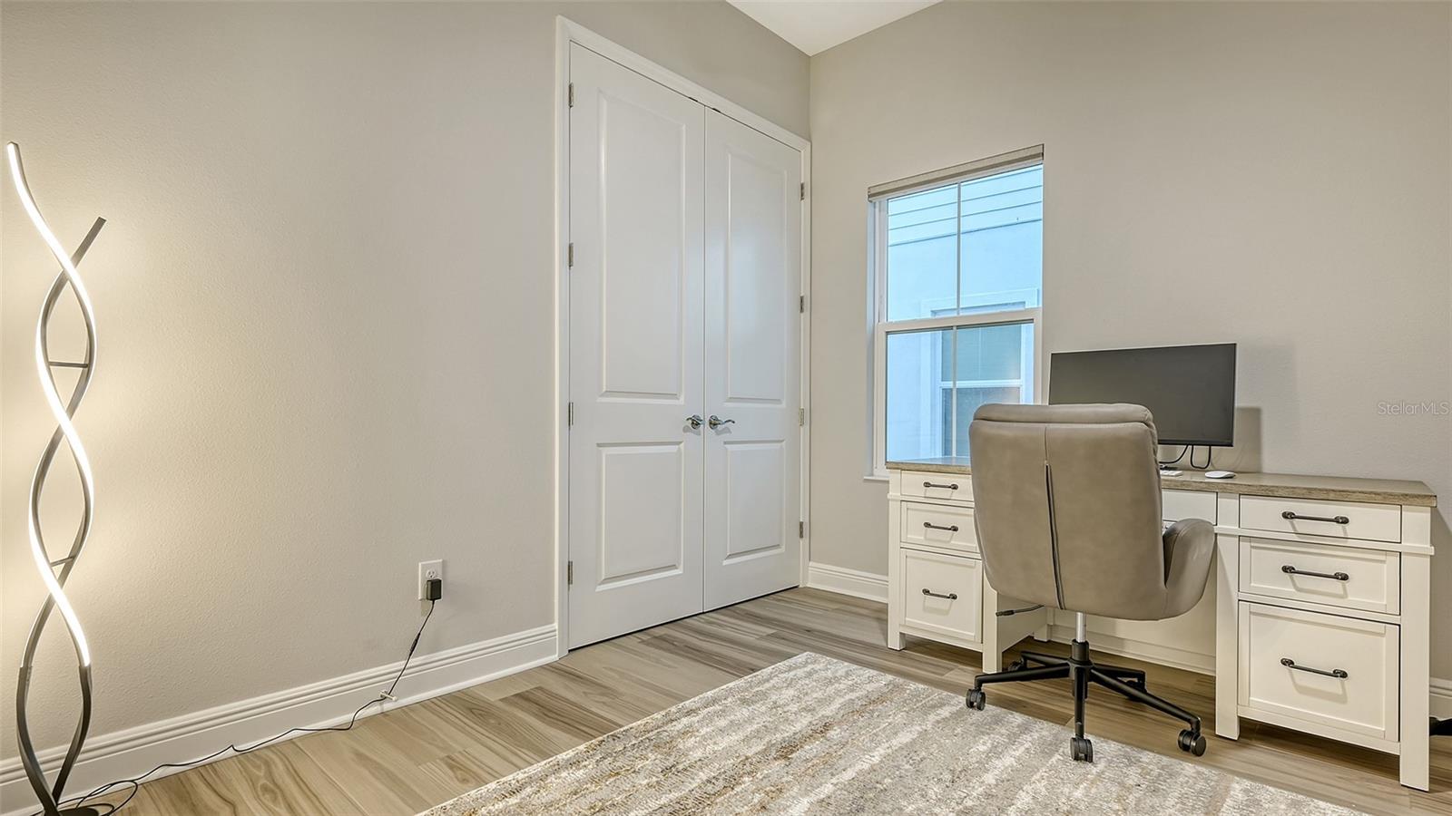 17811 ROOST PL