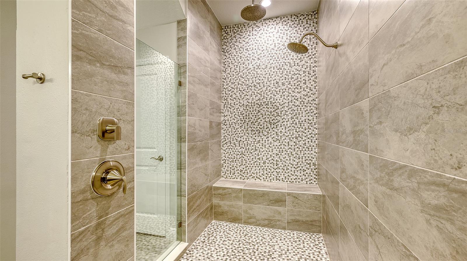 17811 ROOST PL