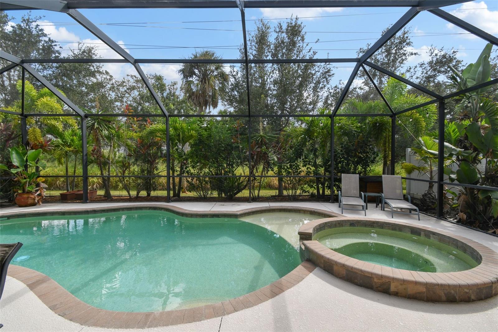 3006 ORIOLE DR