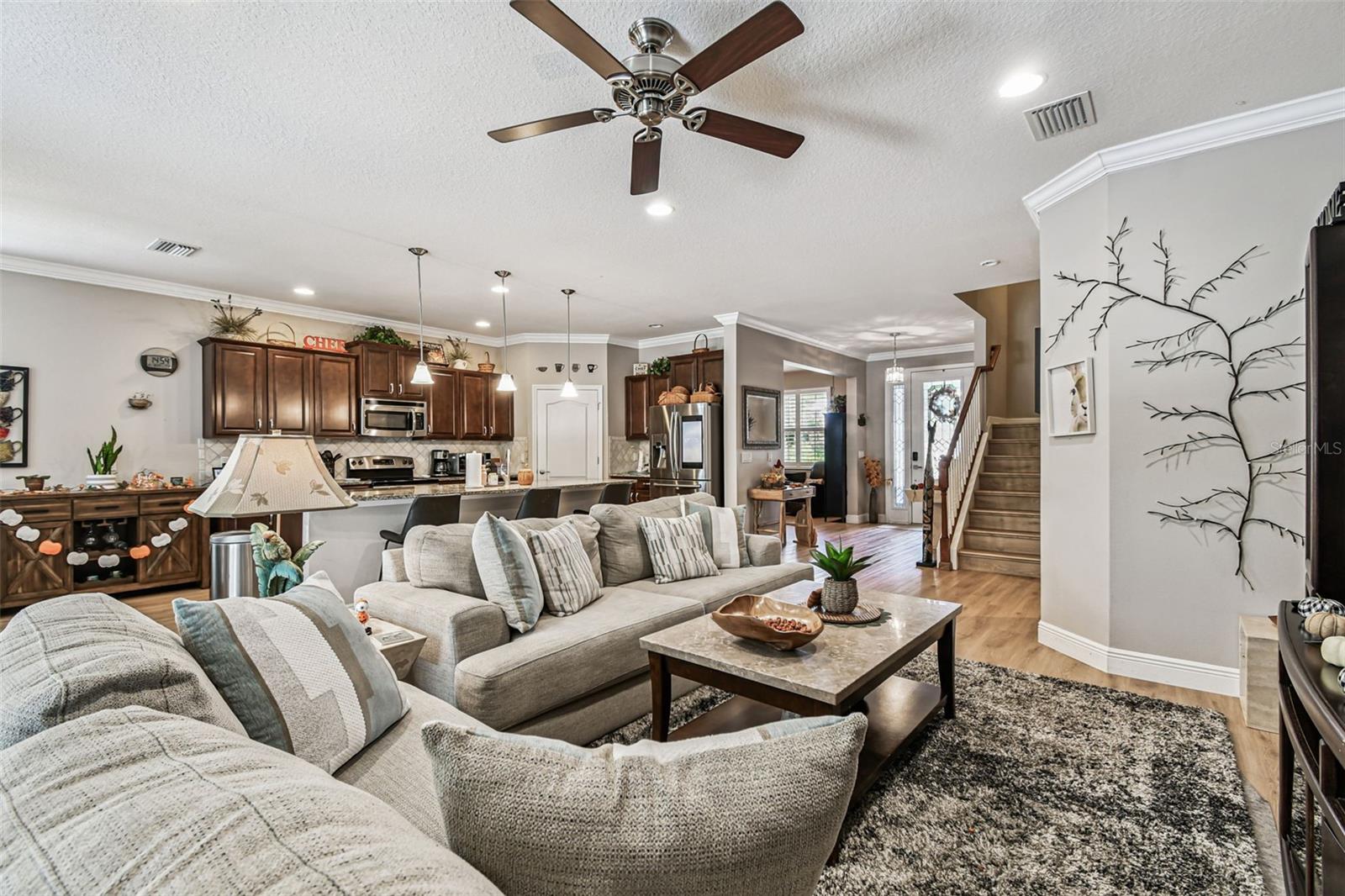 3006 ORIOLE DR