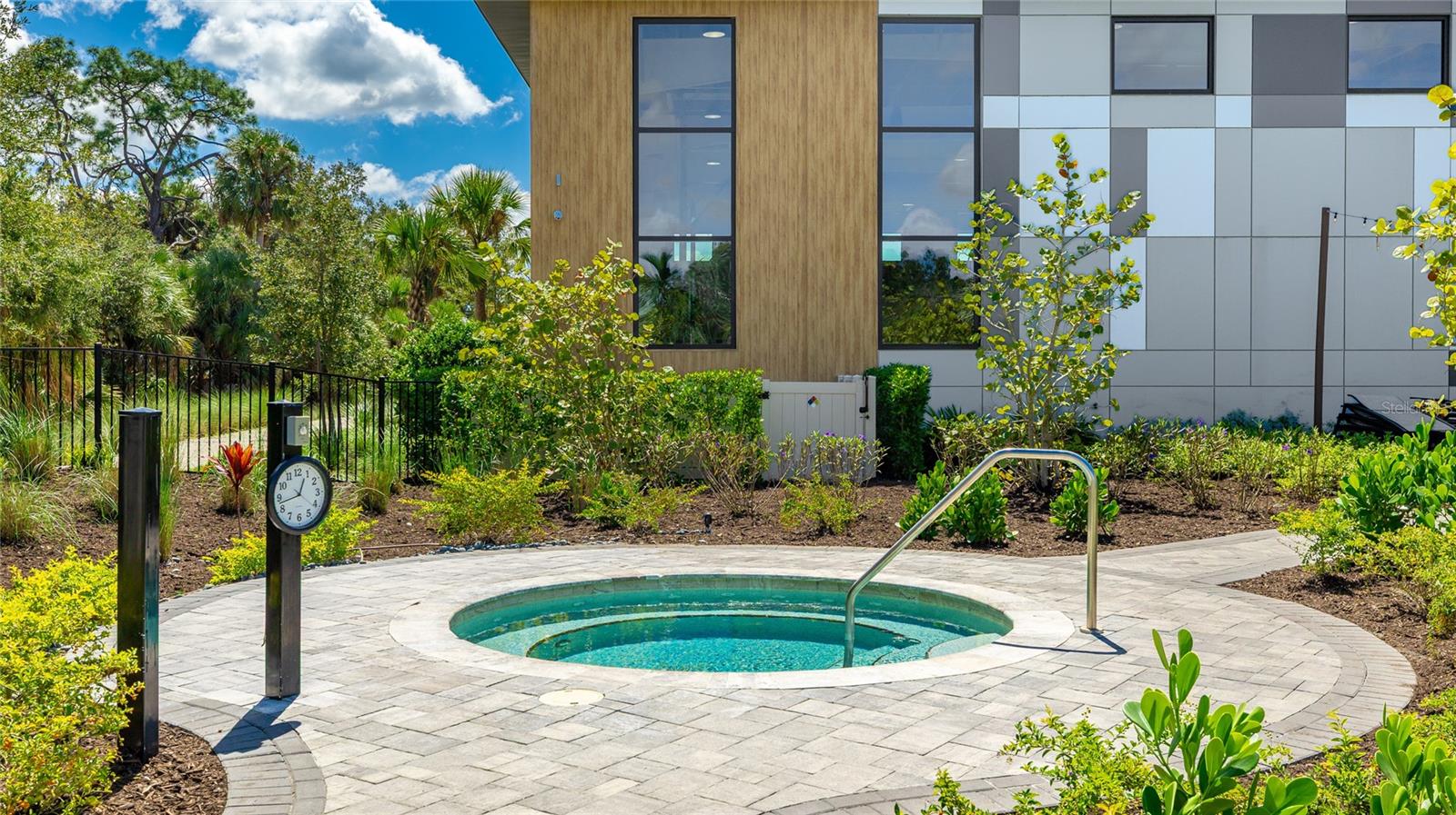 10073 MORNING MIST LN