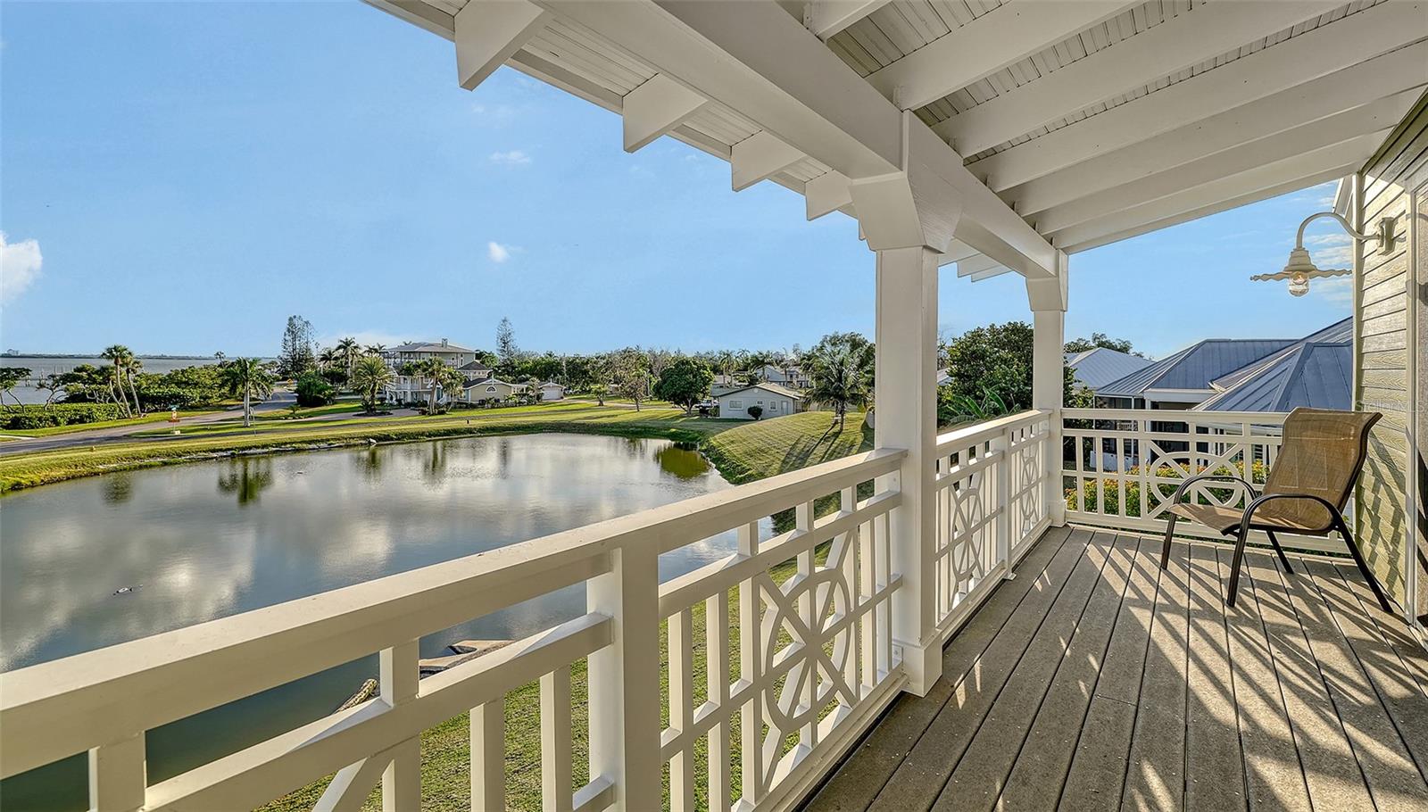 31 ISLAND CT