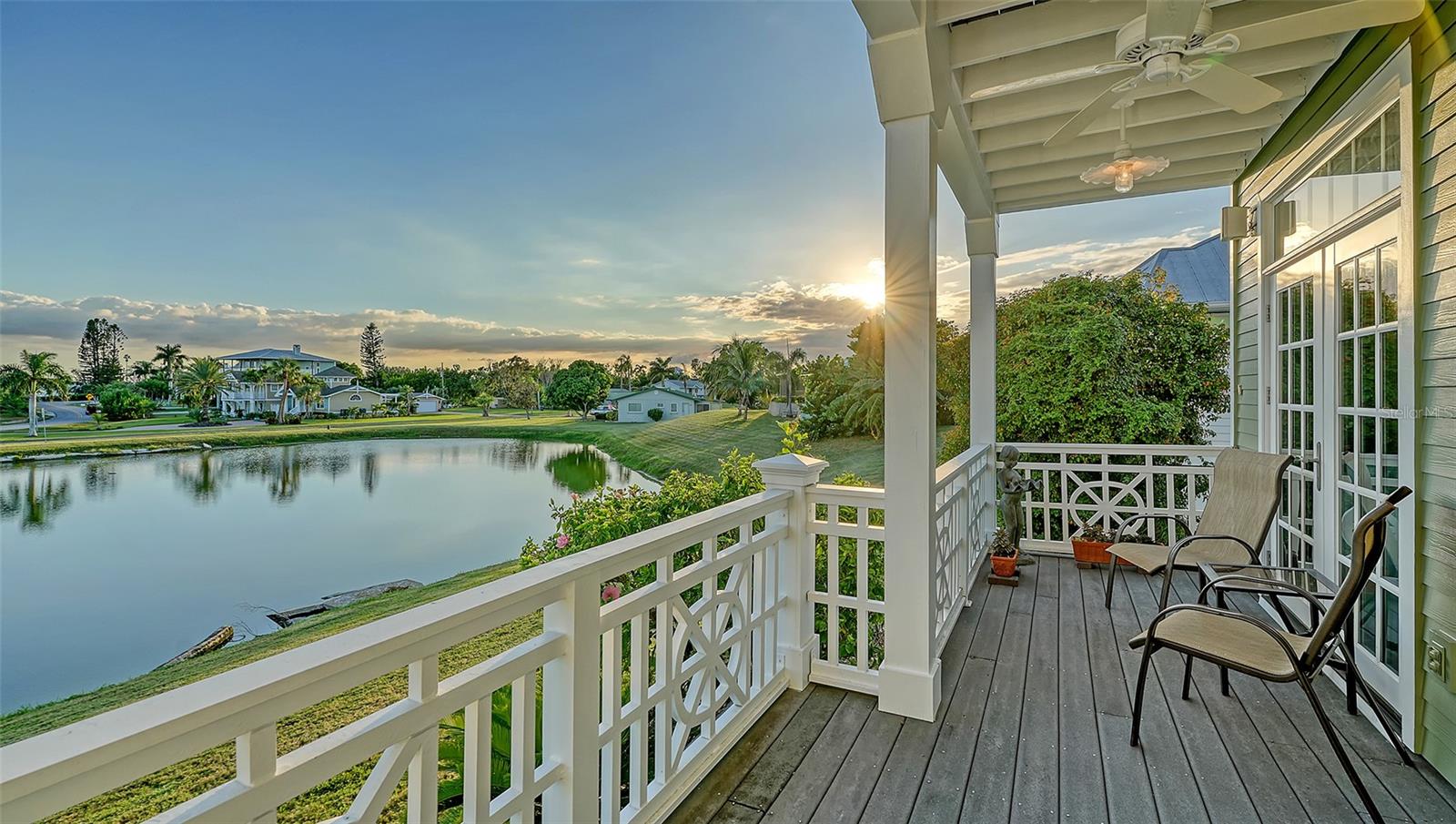 31 ISLAND CT