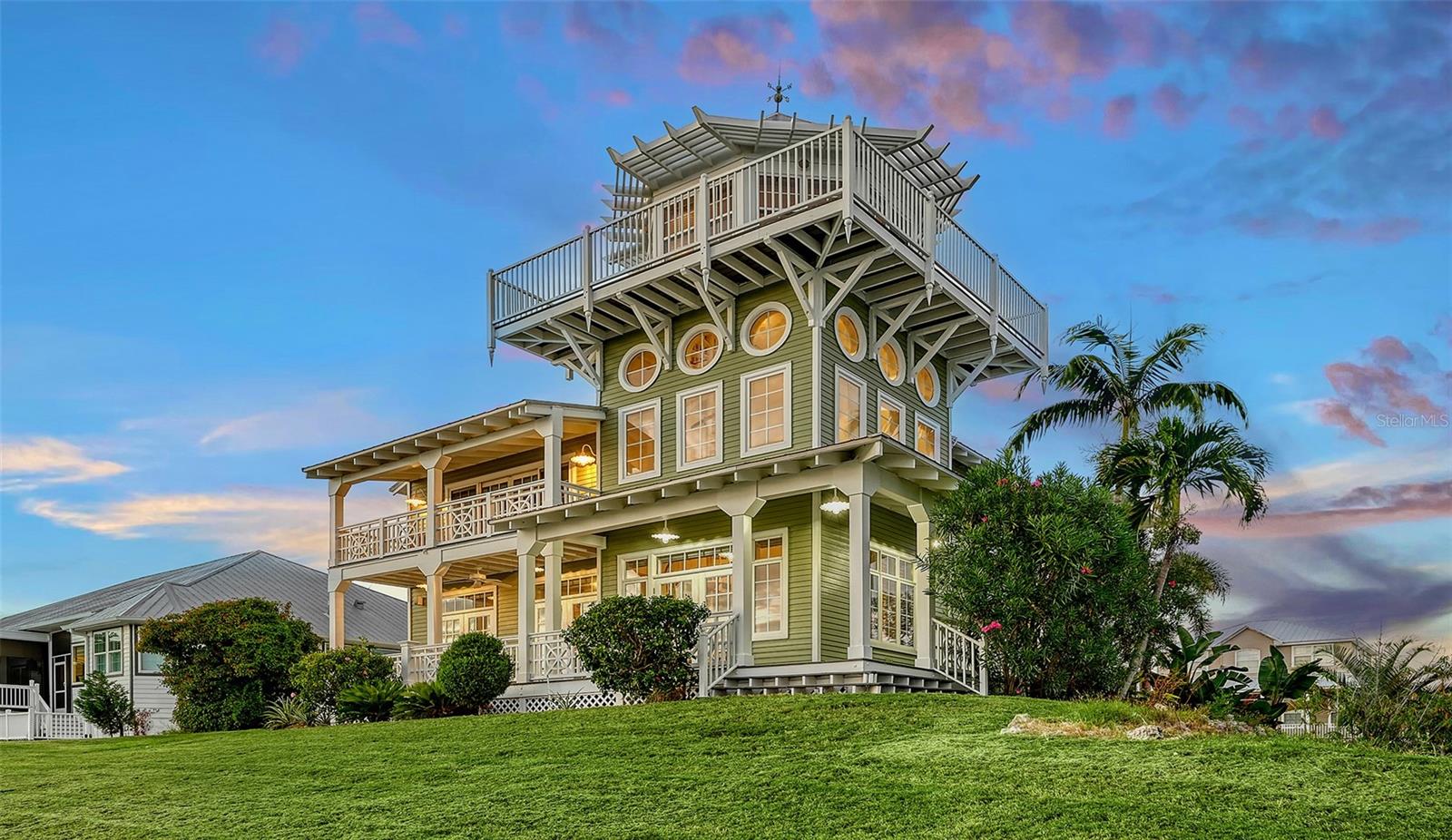 31 ISLAND CT
