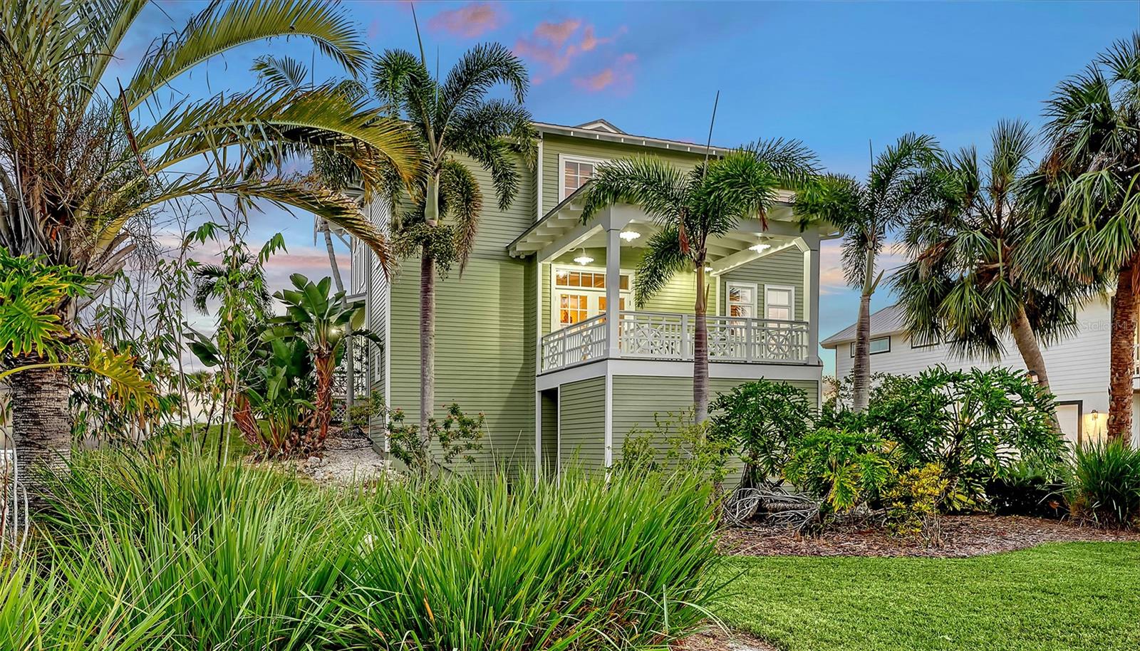 31 ISLAND CT