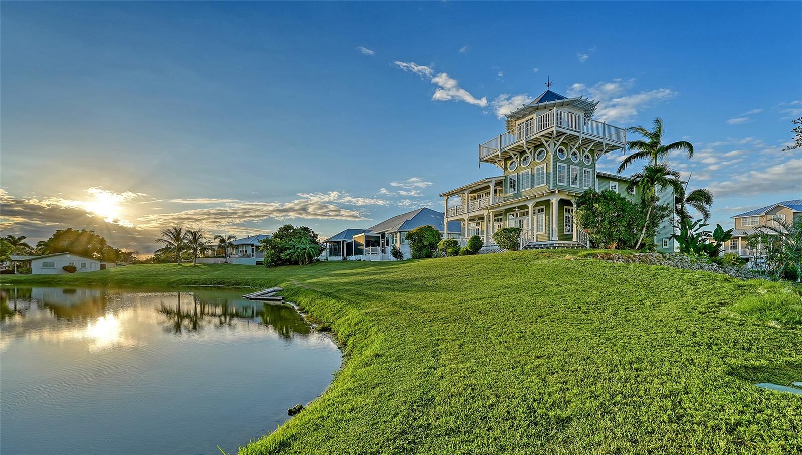 31 ISLAND CT