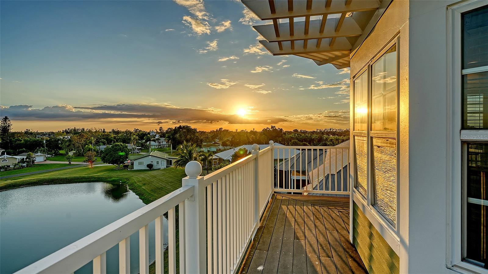 31 ISLAND CT