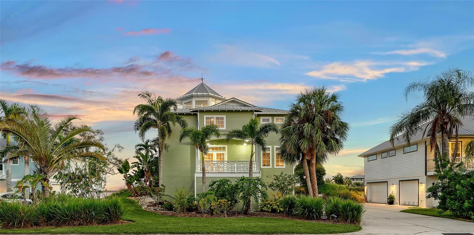 31 ISLAND CT