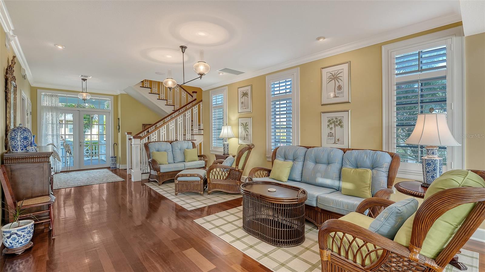 31 ISLAND CT