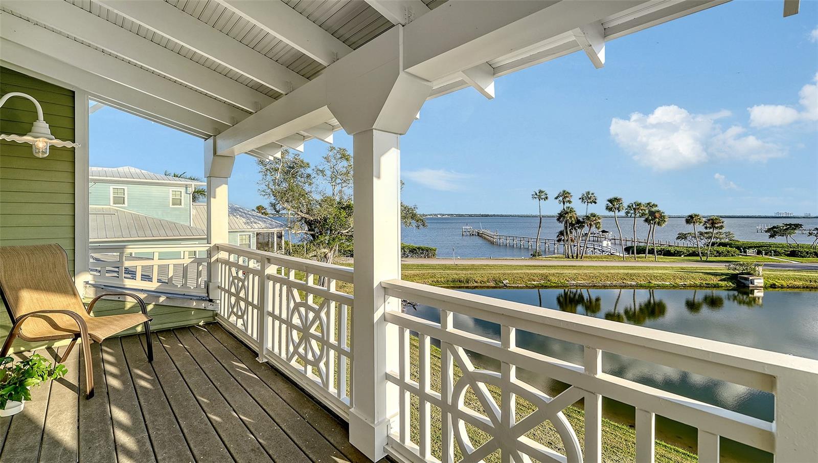 31 ISLAND CT