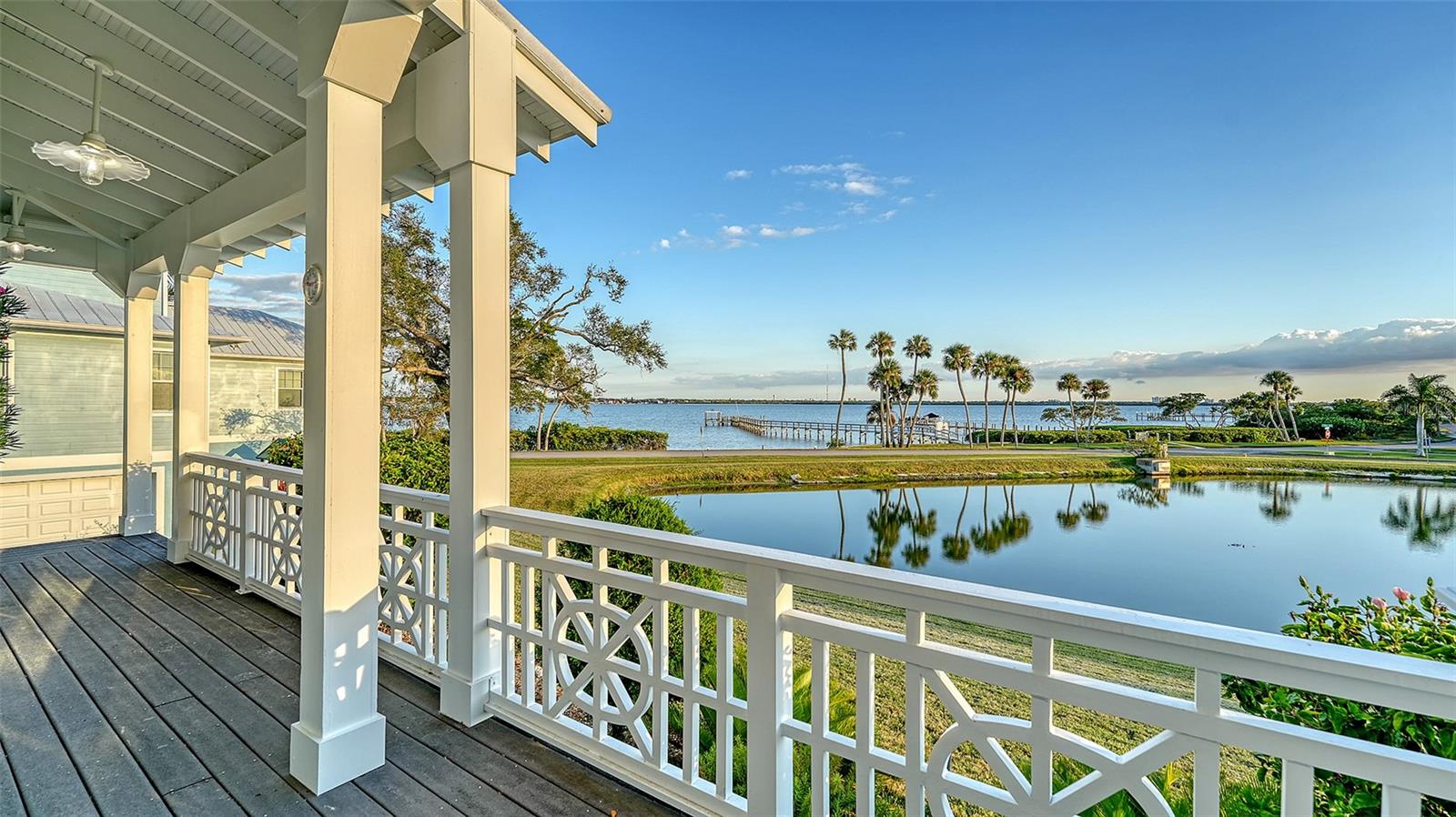 31 ISLAND CT