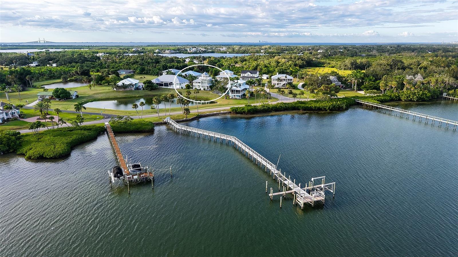 31 ISLAND CT