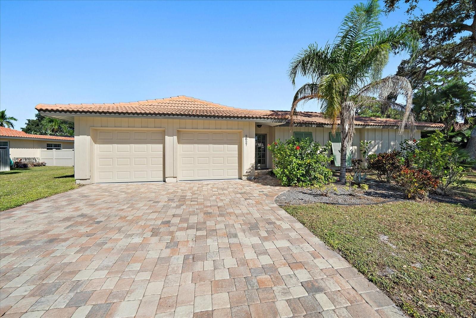 2827 HARDEE DR