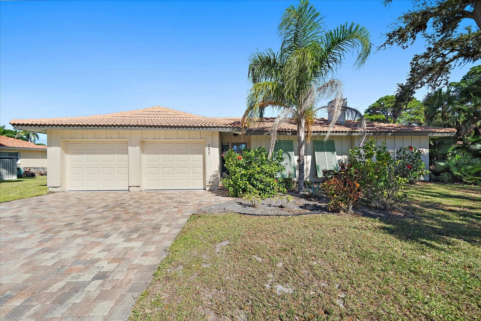2827 HARDEE DR