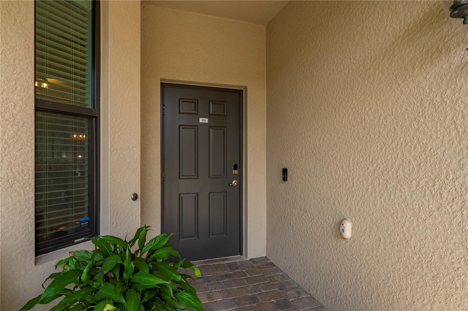 5517 PALMER CIR #106