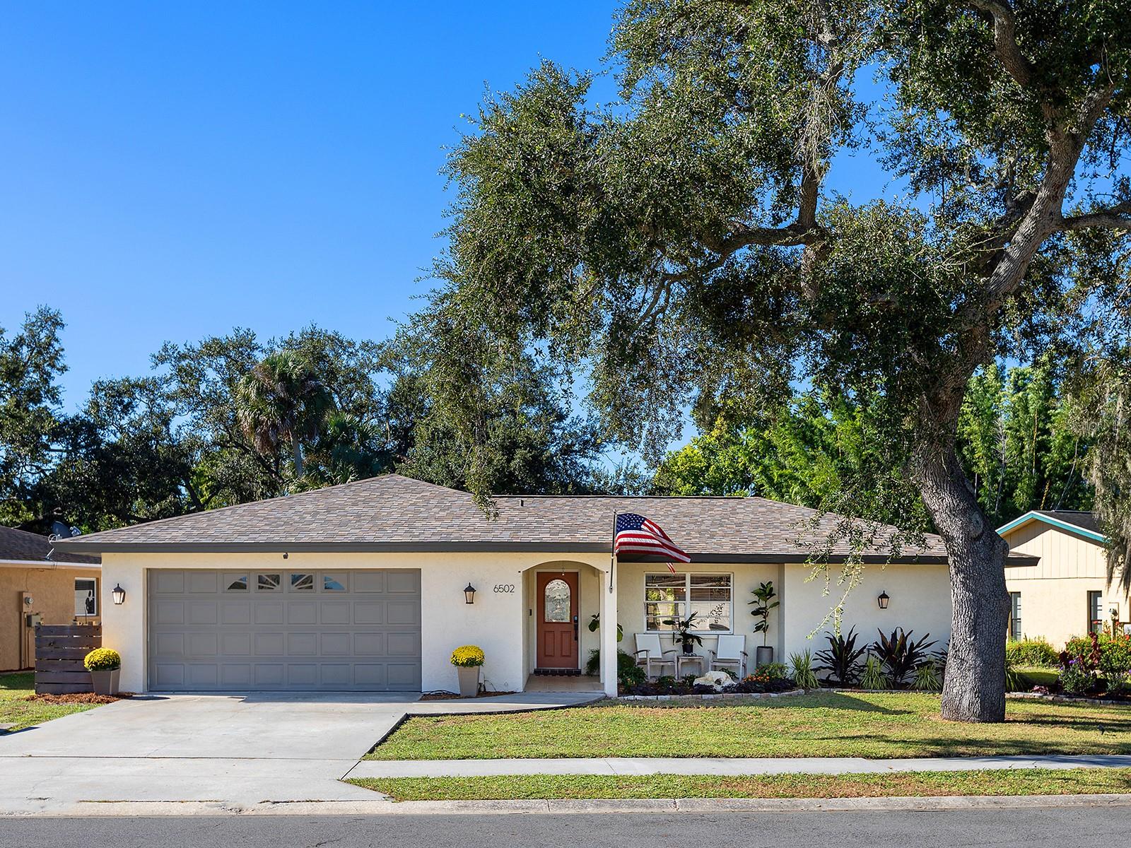 6502 BIKINI WAY
