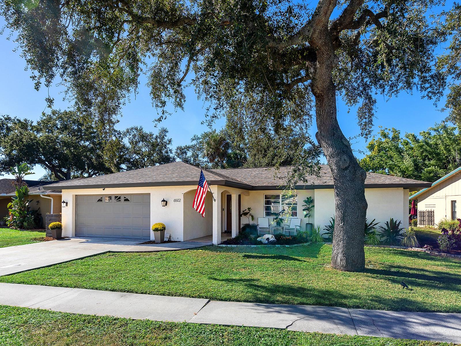 6502 BIKINI WAY