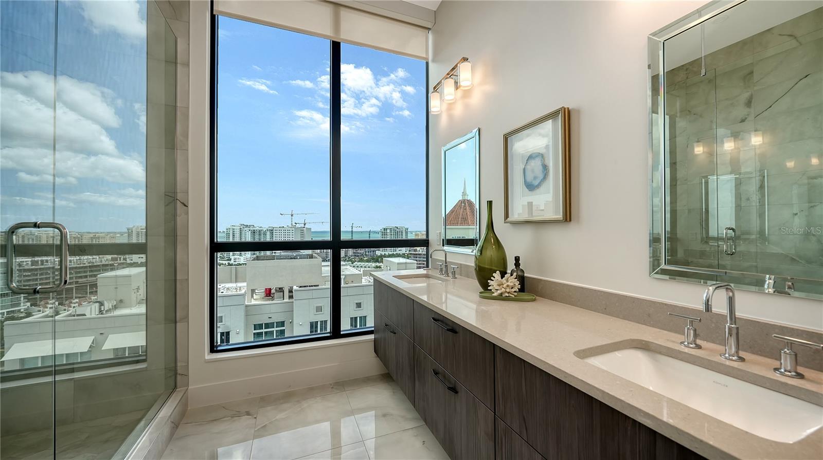33 S PALM AVE #1702