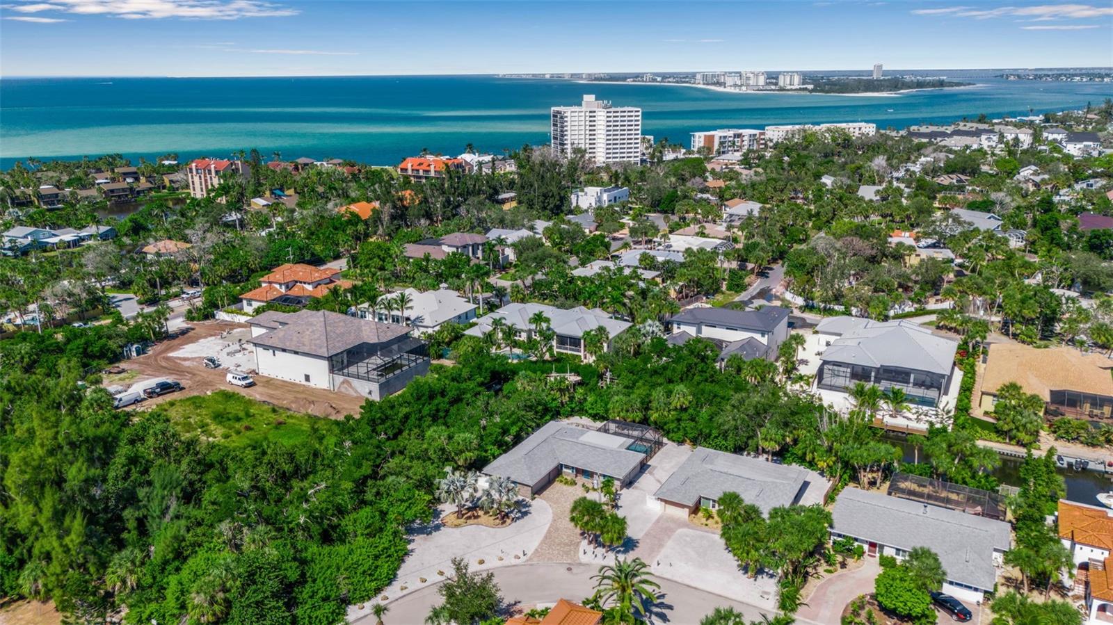 307 AVENIDA DE PARADISIO