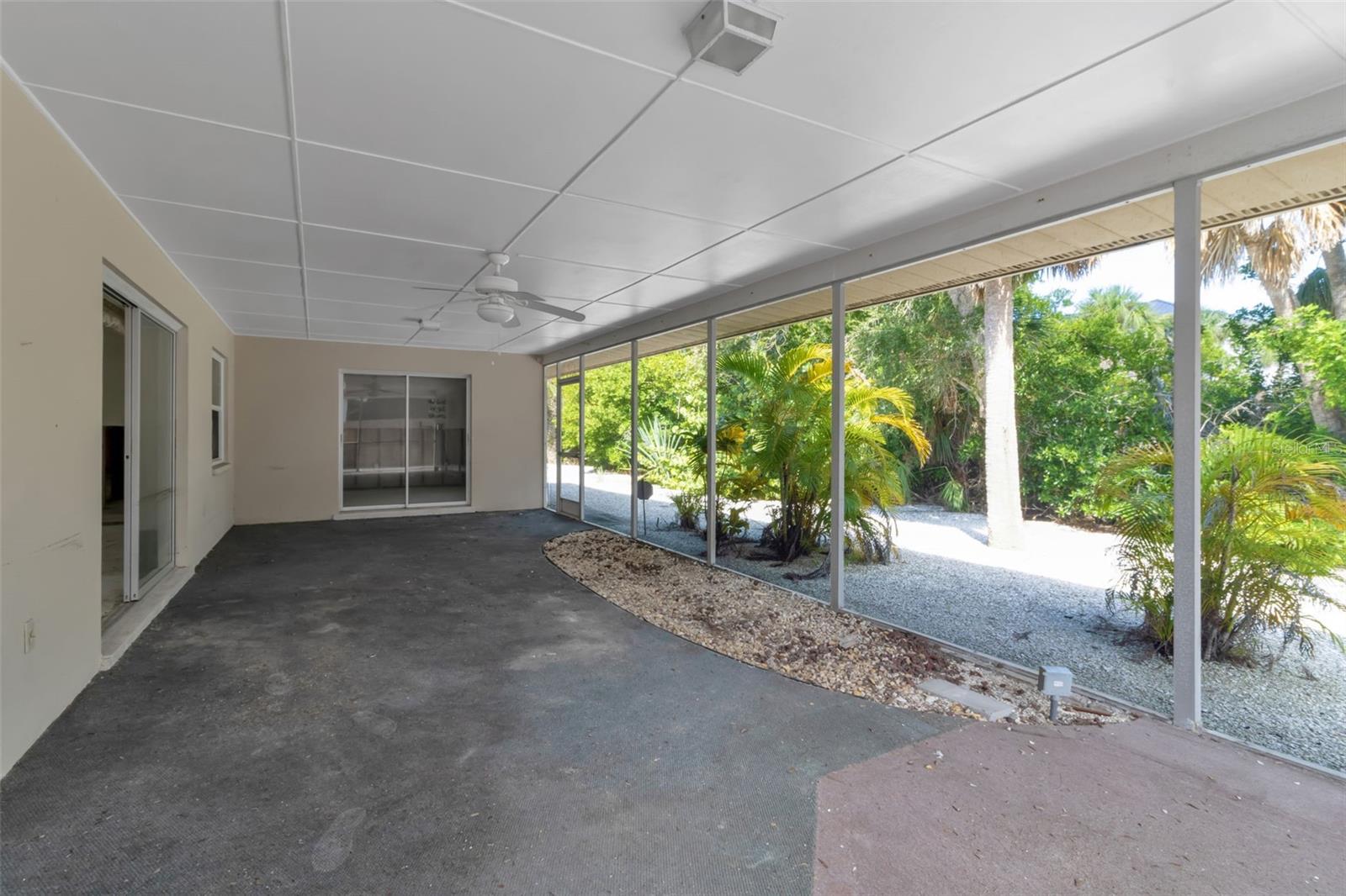 315 AVENIDA DE PARADISIO