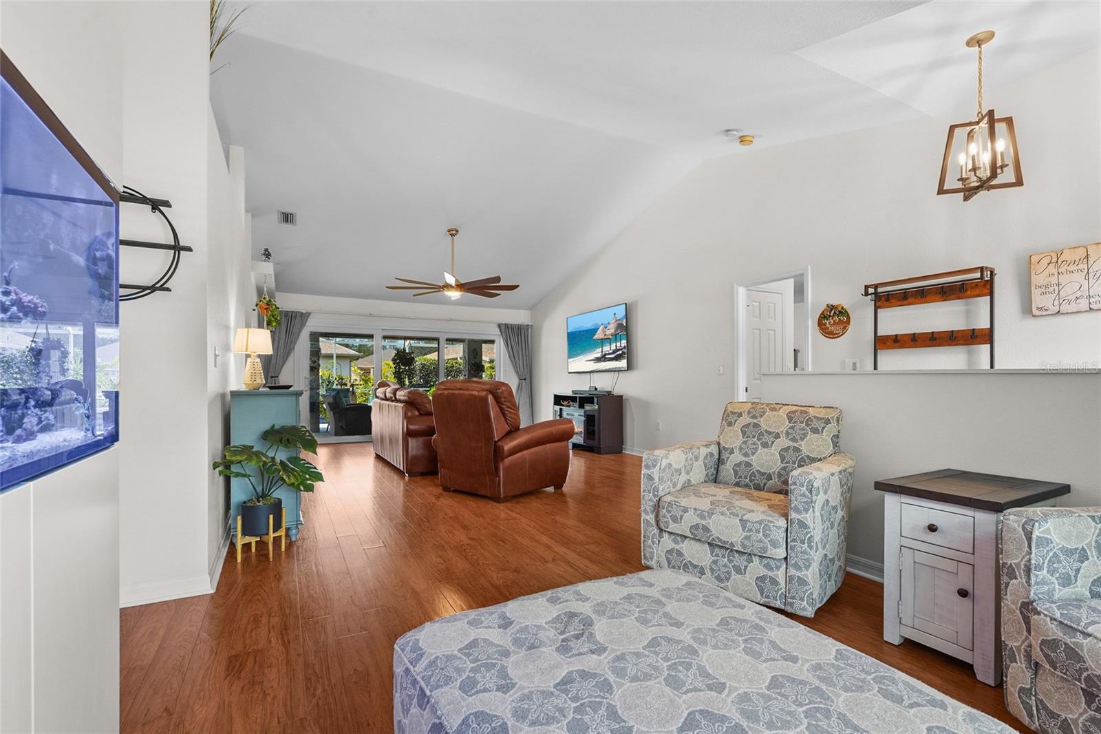5810 31ST CT E