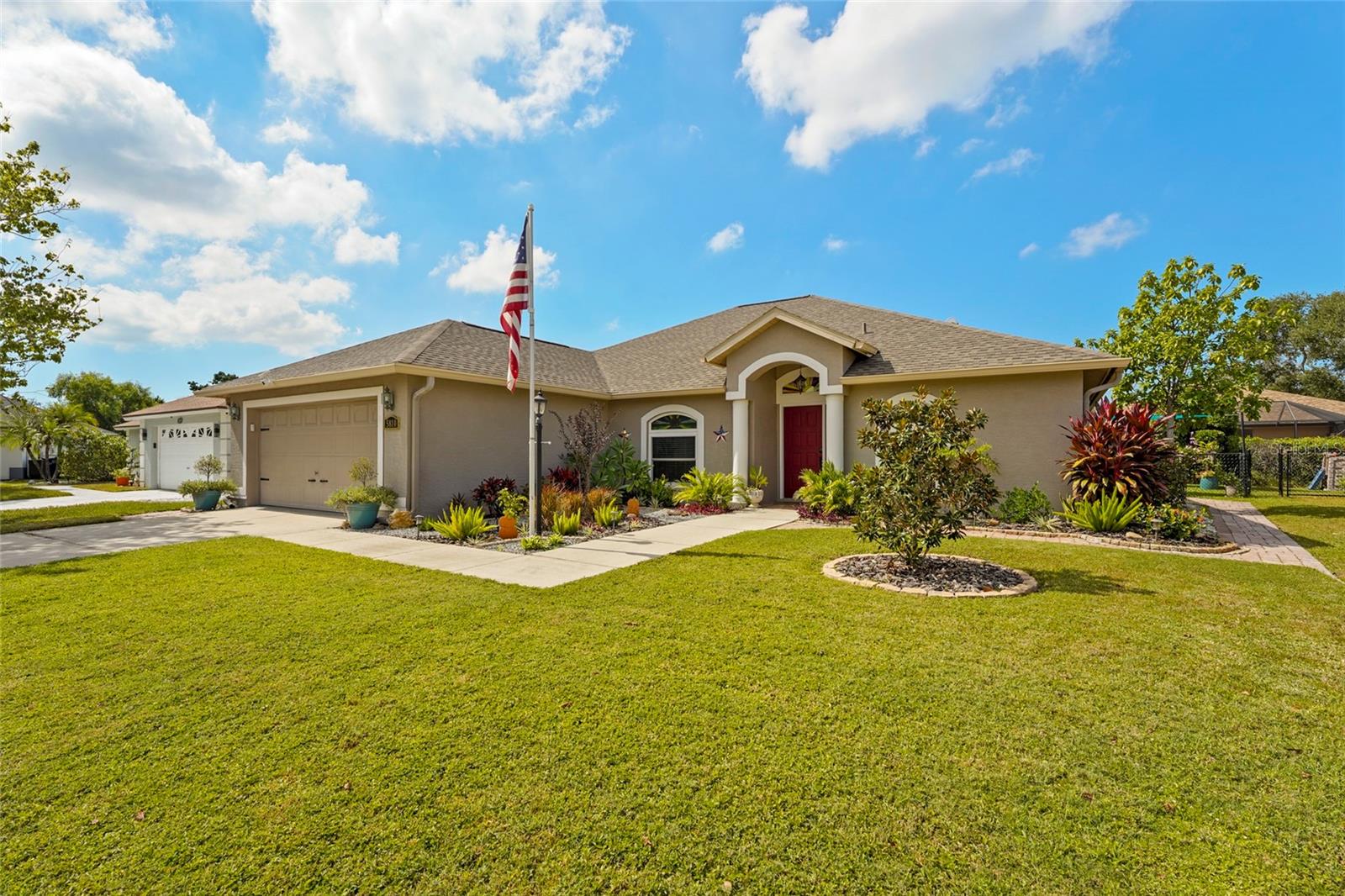 5810 31ST CT E