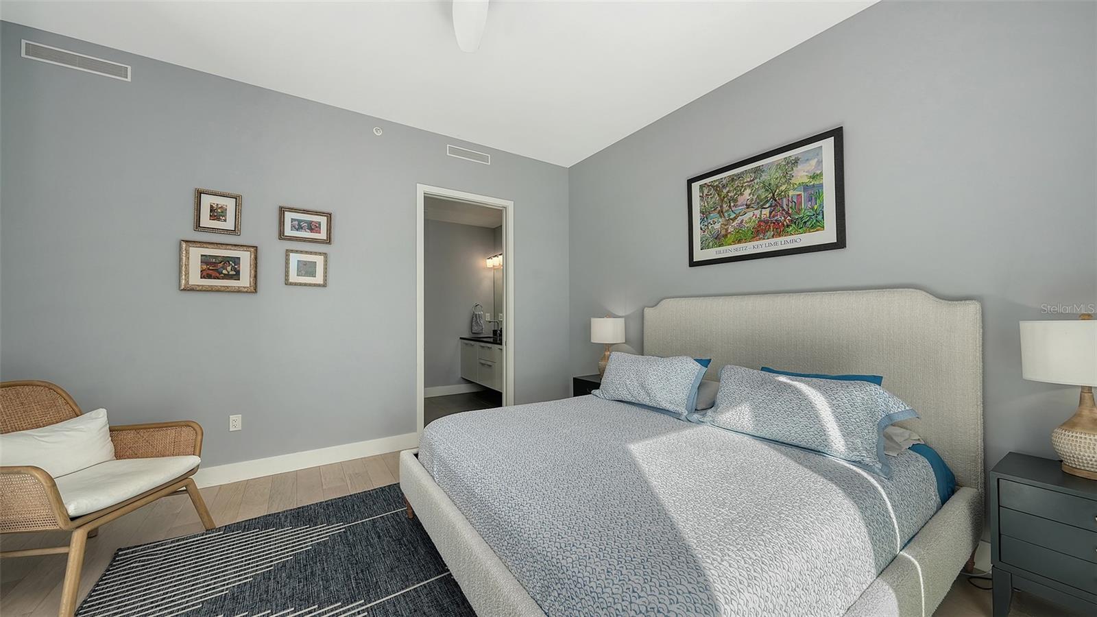 635 S ORANGE AVE #304