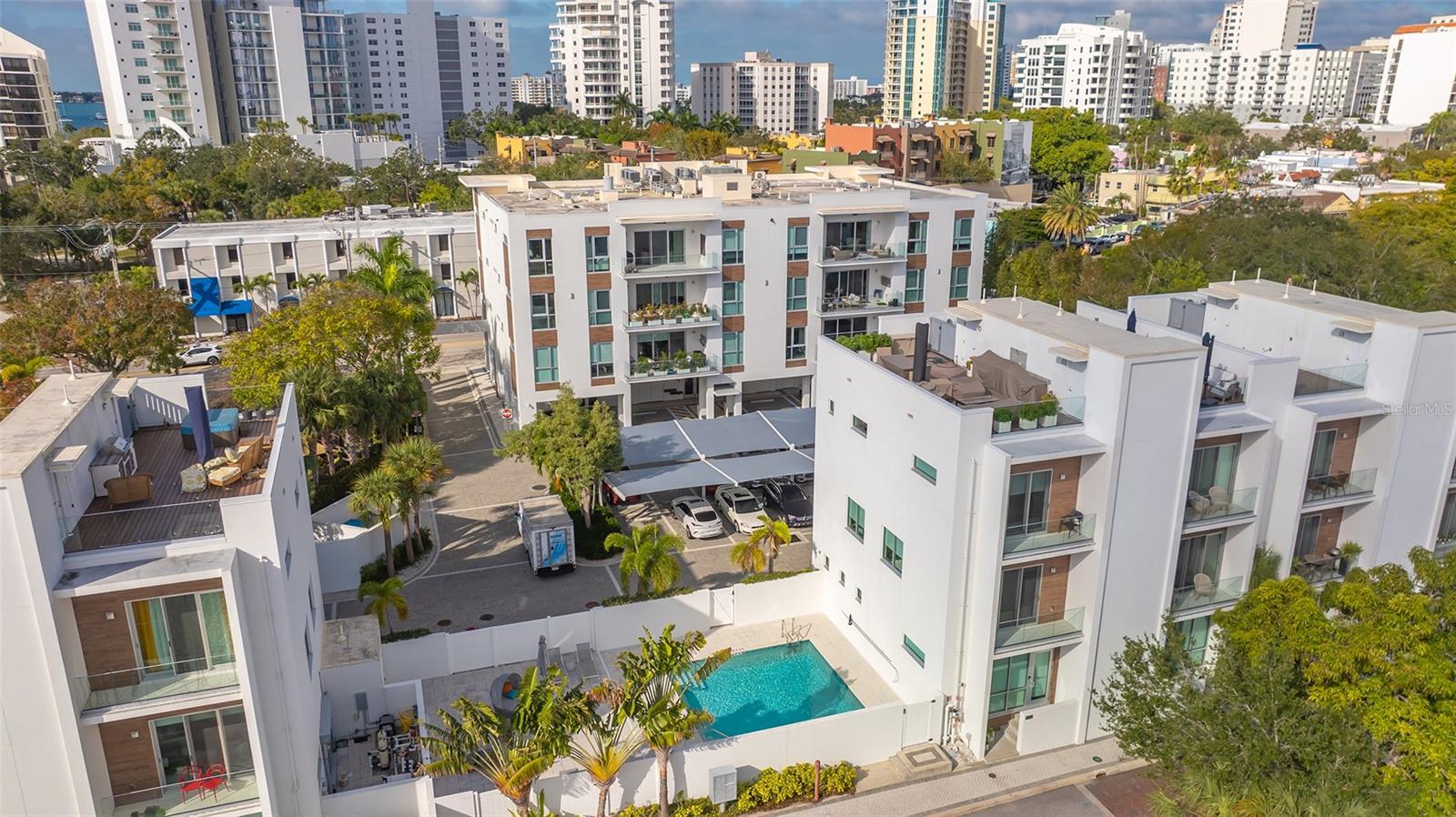 635 S ORANGE AVE #304