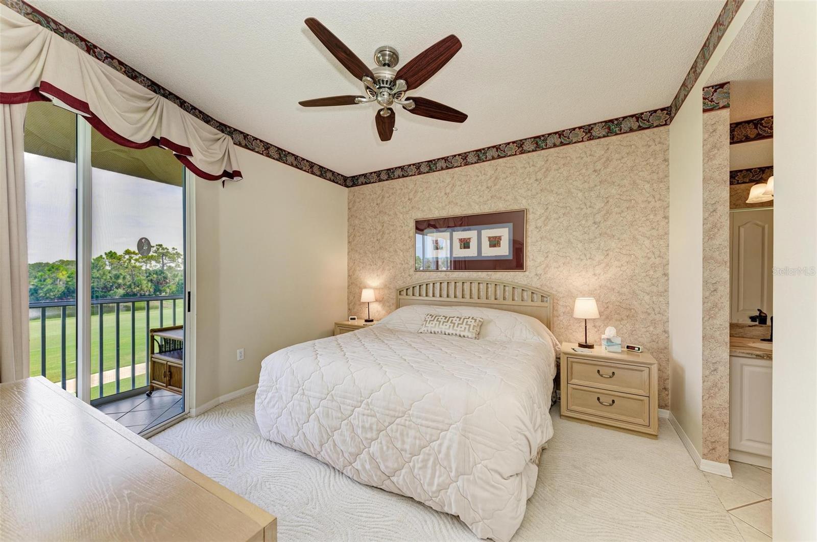 9630 CLUB SOUTH CIR #6204