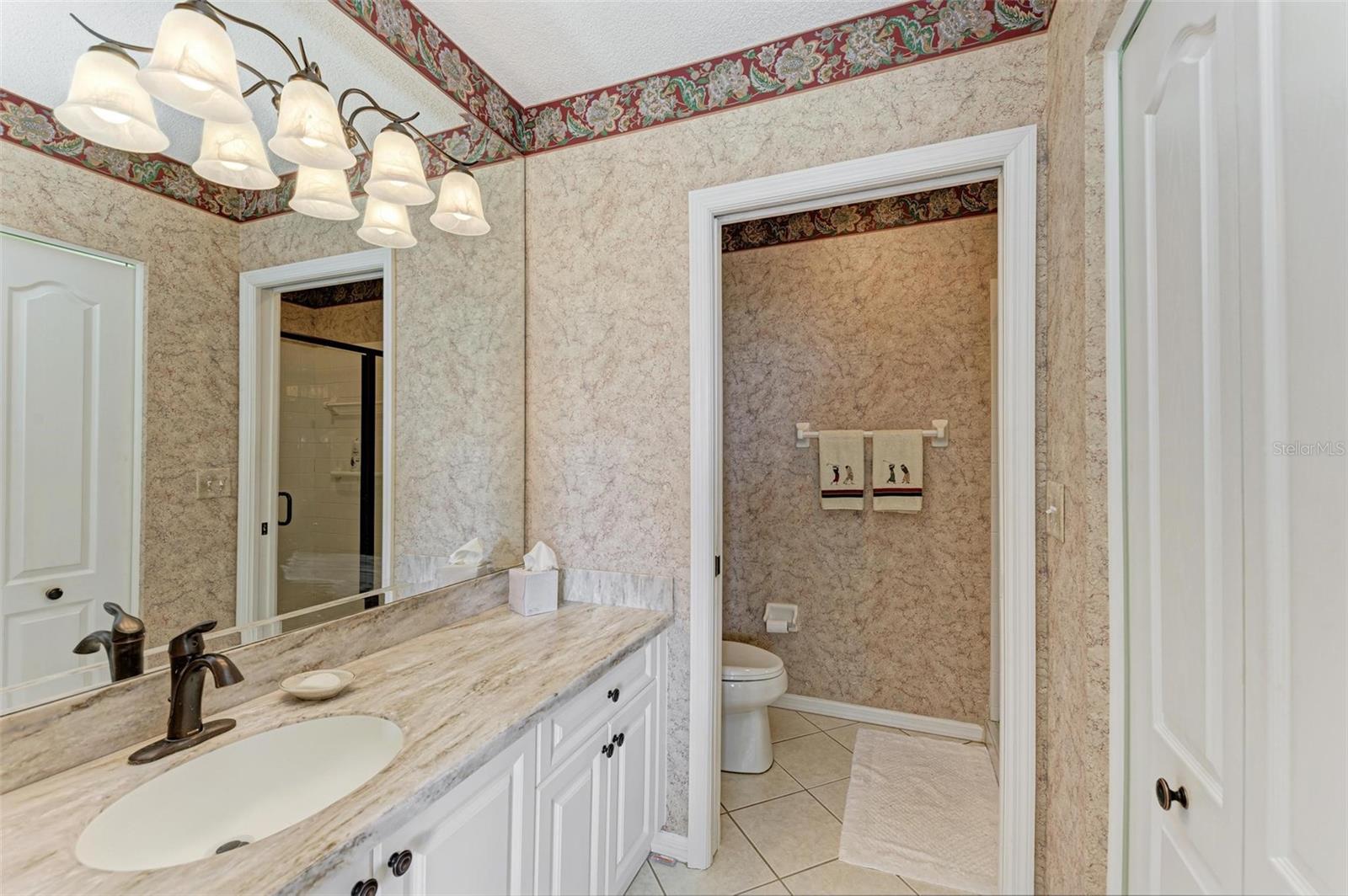 9630 CLUB SOUTH CIR #6204