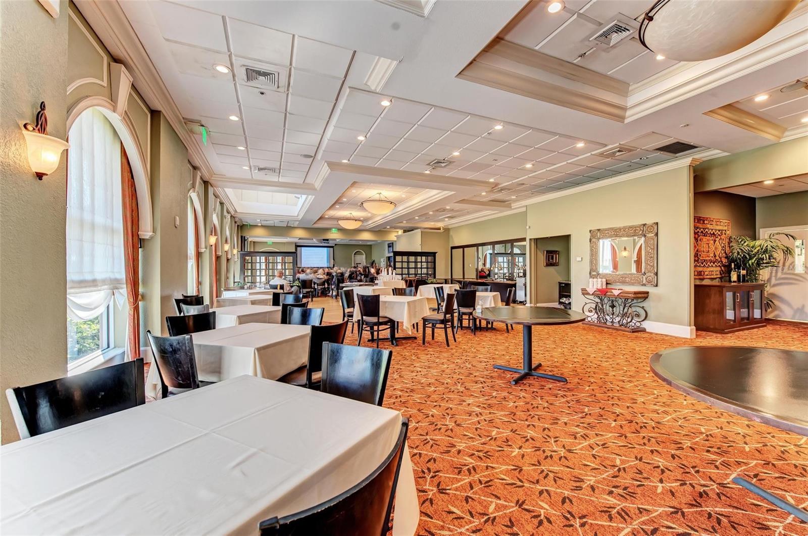 9630 CLUB SOUTH CIR #6204