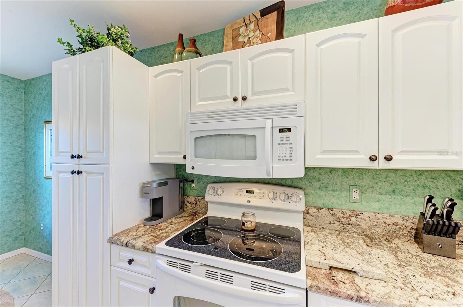 9630 CLUB SOUTH CIR #6204