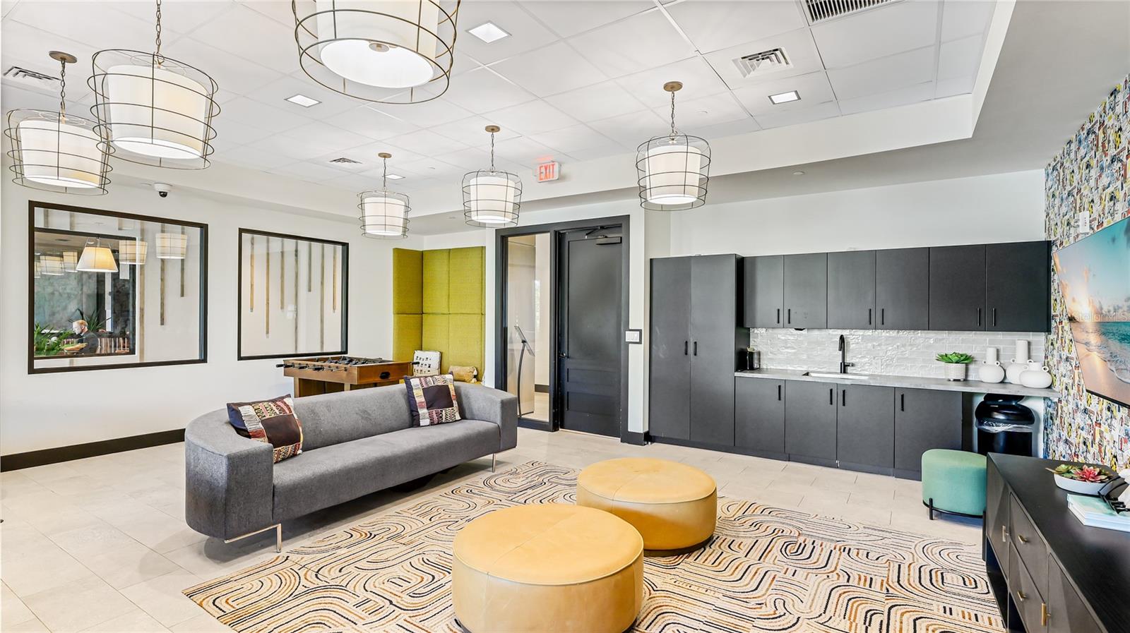 8232 SUMMER NIGHT RD