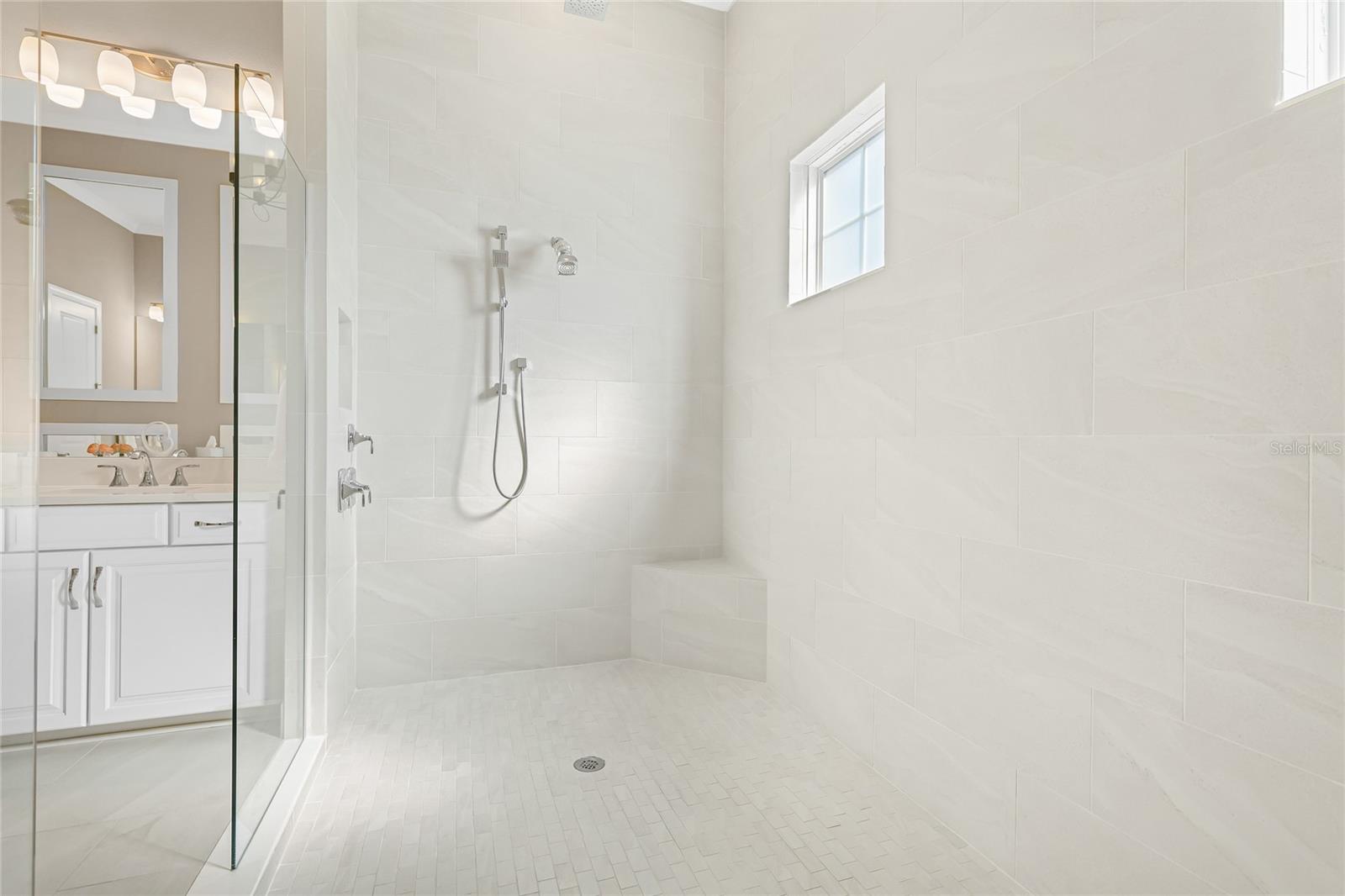 8232 SUMMER NIGHT RD