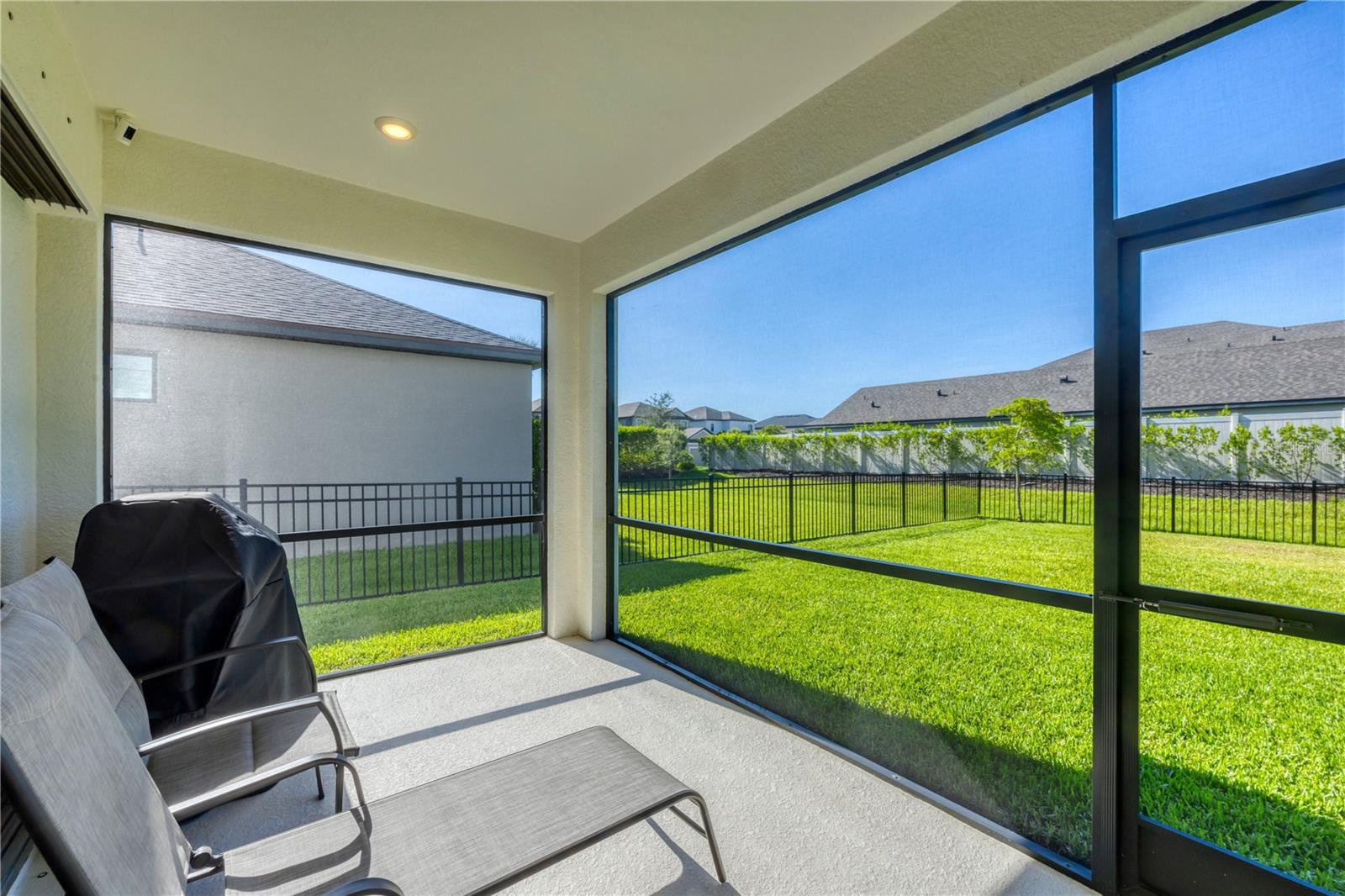 6294 GRANDVIEW HILL CT