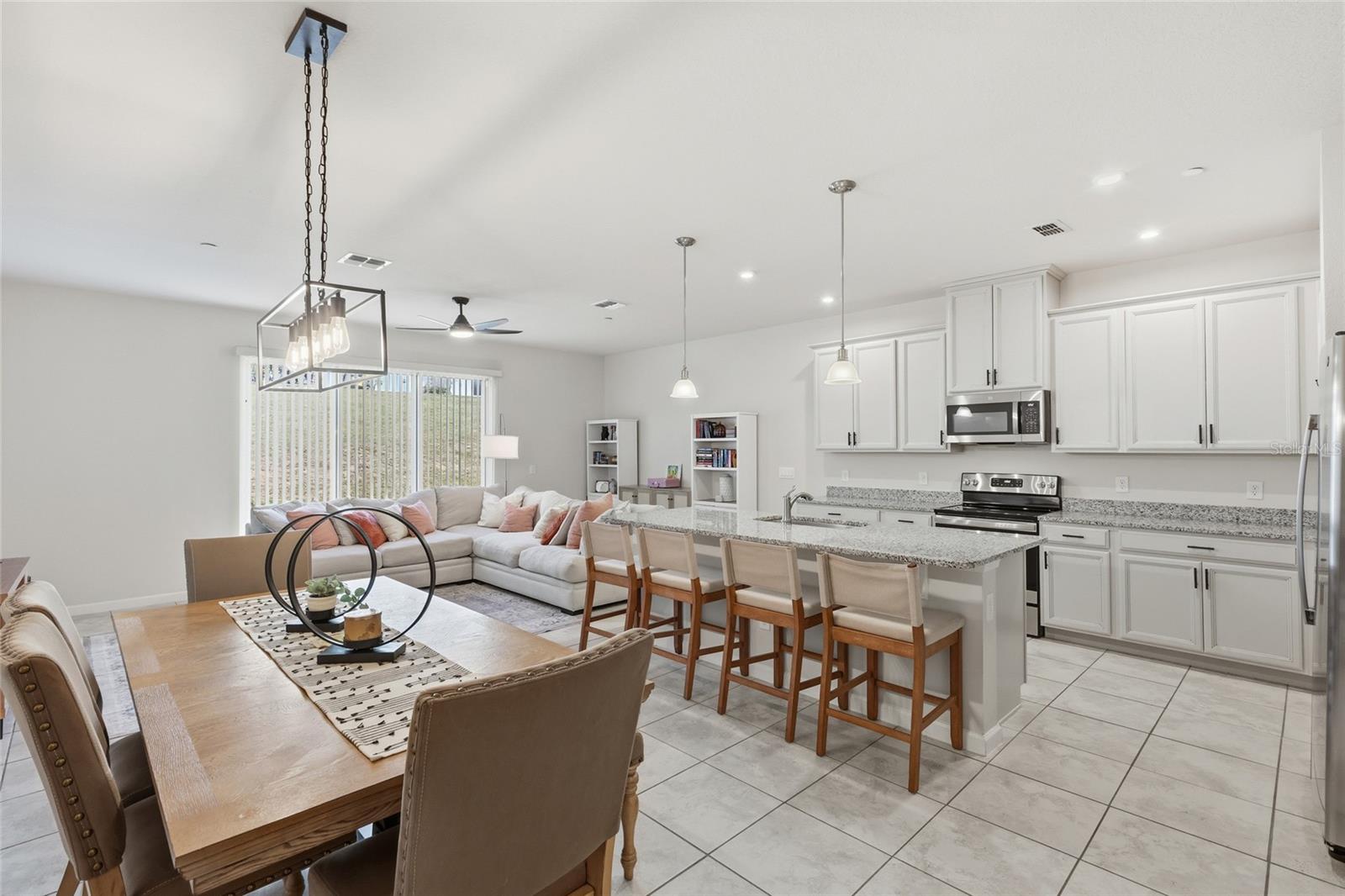 1788 HOLDEN RIDGE LN