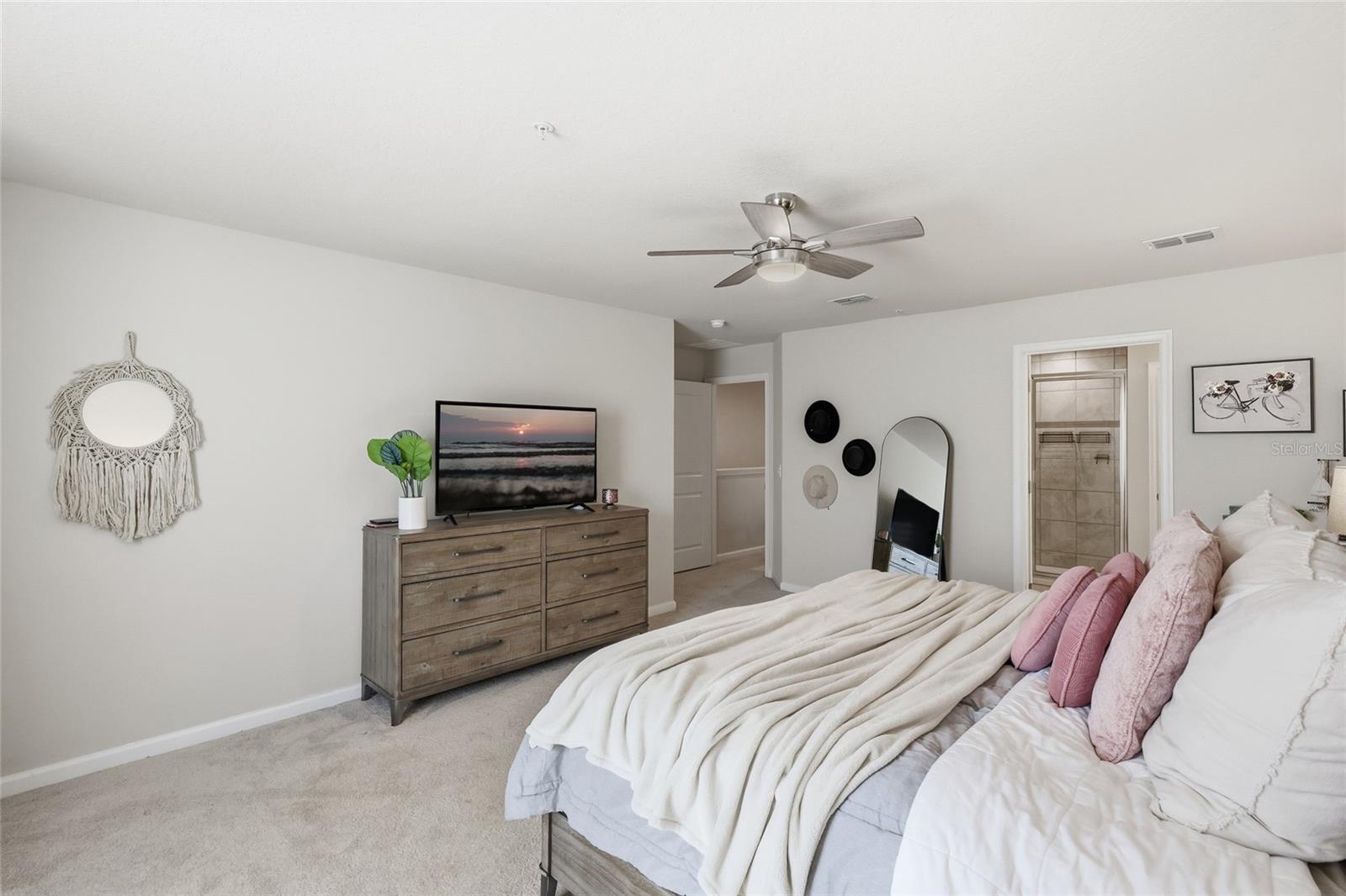 1788 HOLDEN RIDGE LN