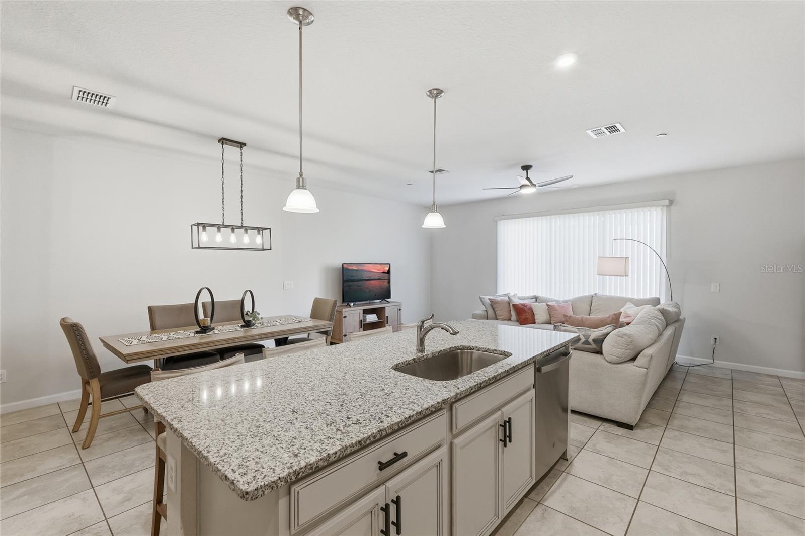 1788 HOLDEN RIDGE LN